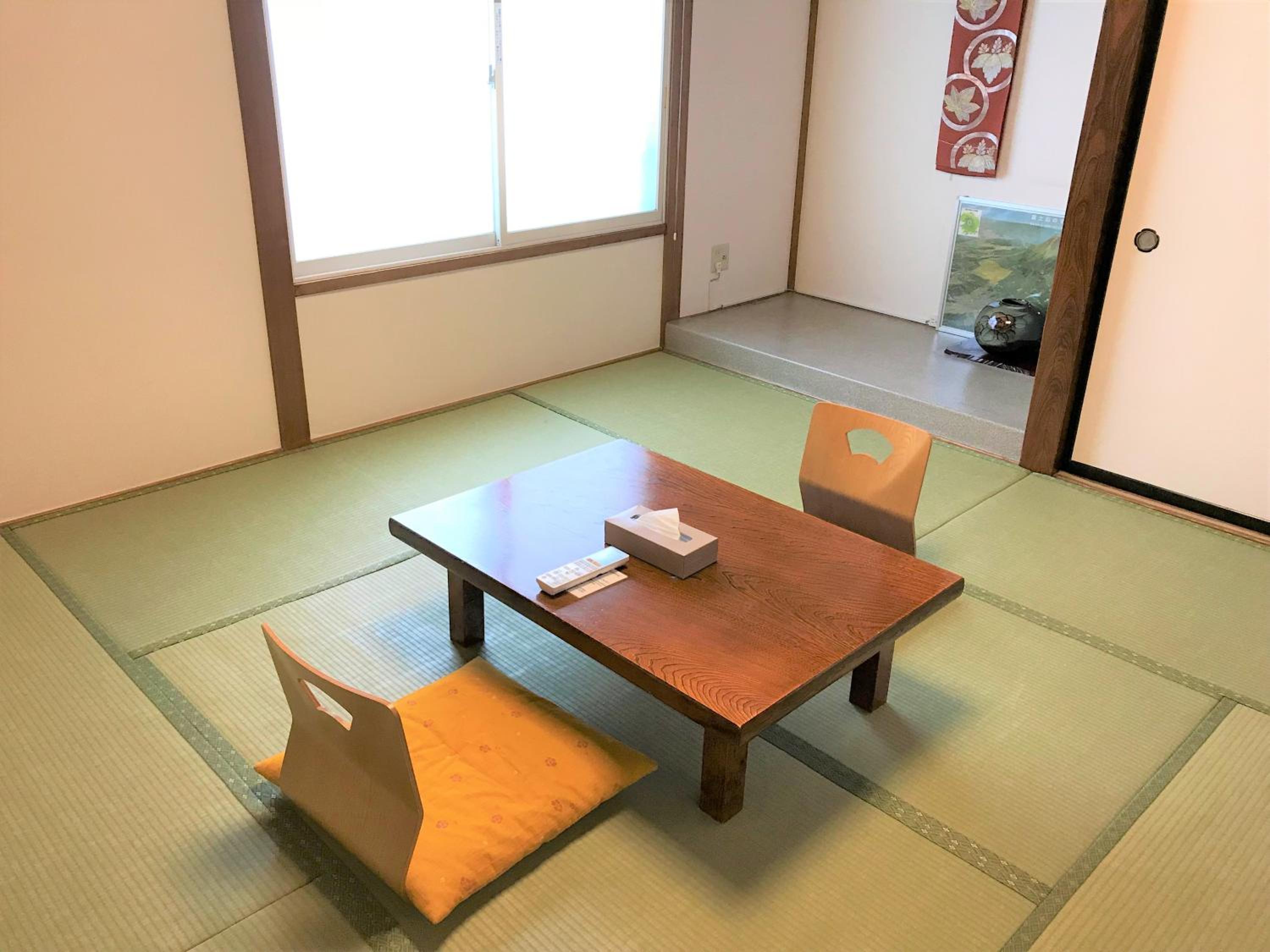 Budget Japanese-Style Room 2-4 adult