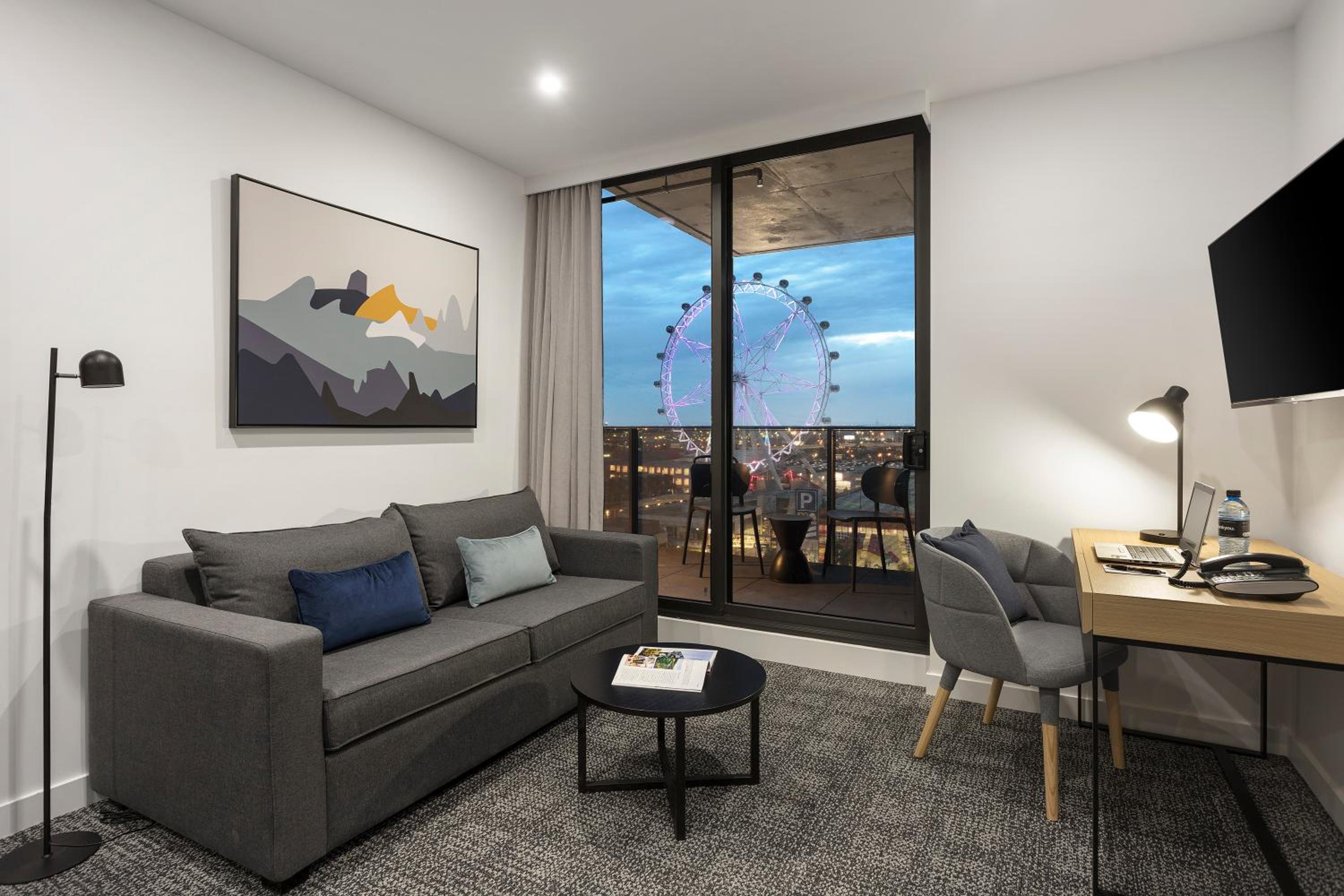 Two Bedroom Executive thumbnail 6