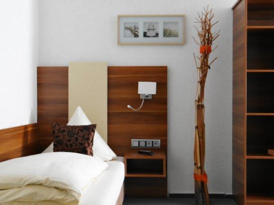 Standard Twin Room photo 2