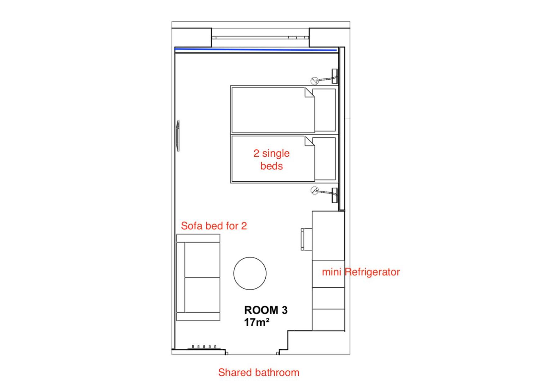 Double Room with Shared Bathroom photo 3