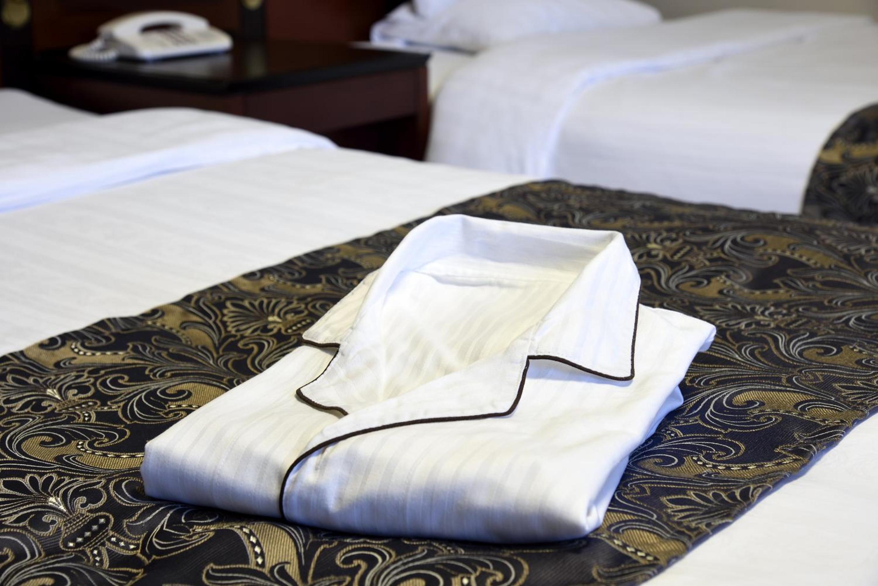 Standard Double Room 31㎡ - Non-Smoking  photo 2