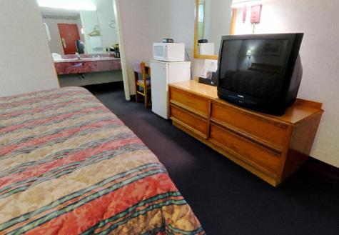 Double Room - Photo 6