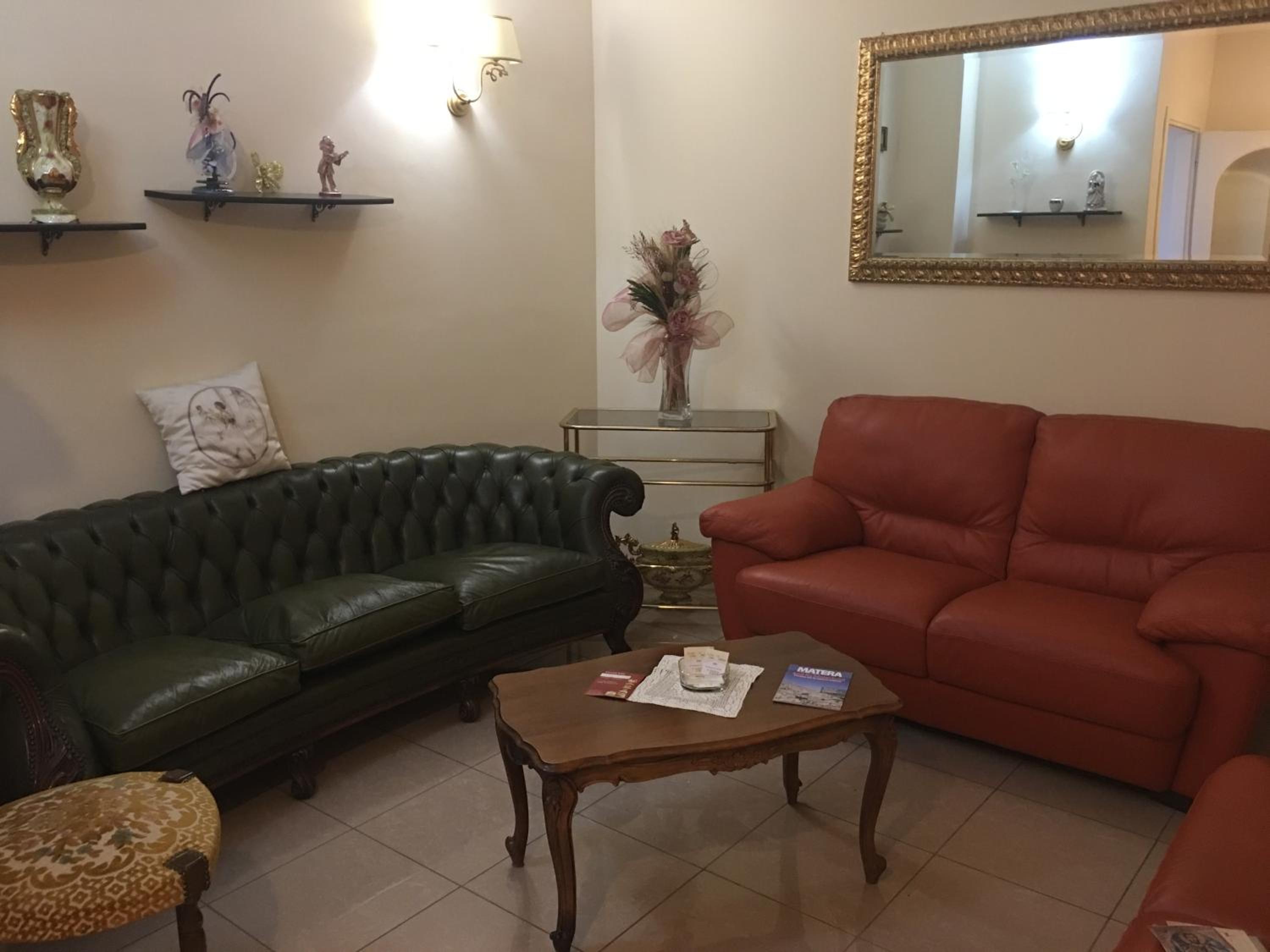 Standard Triple Room - Photo 1
