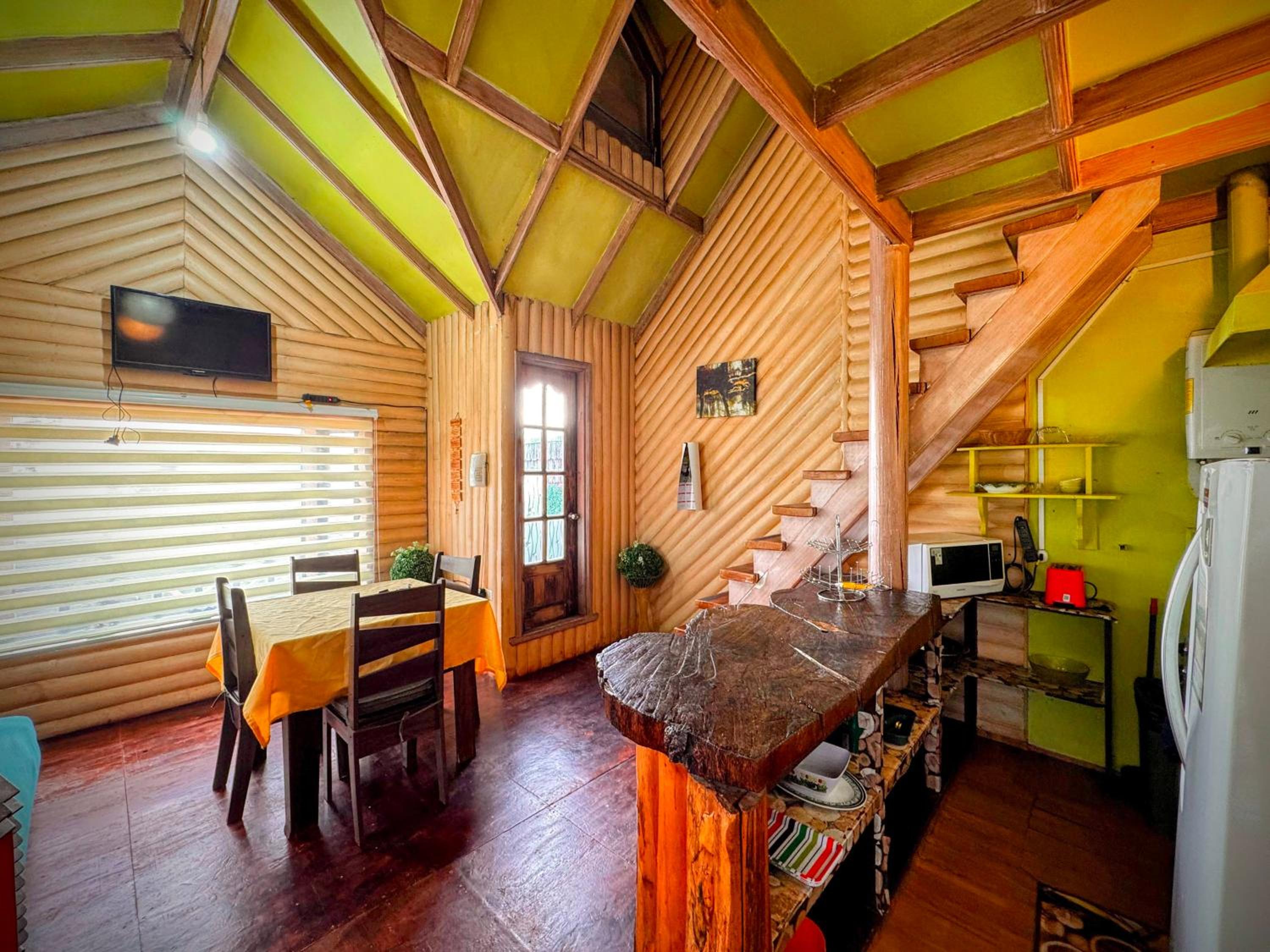 Three-Bedroom Standard Apartment