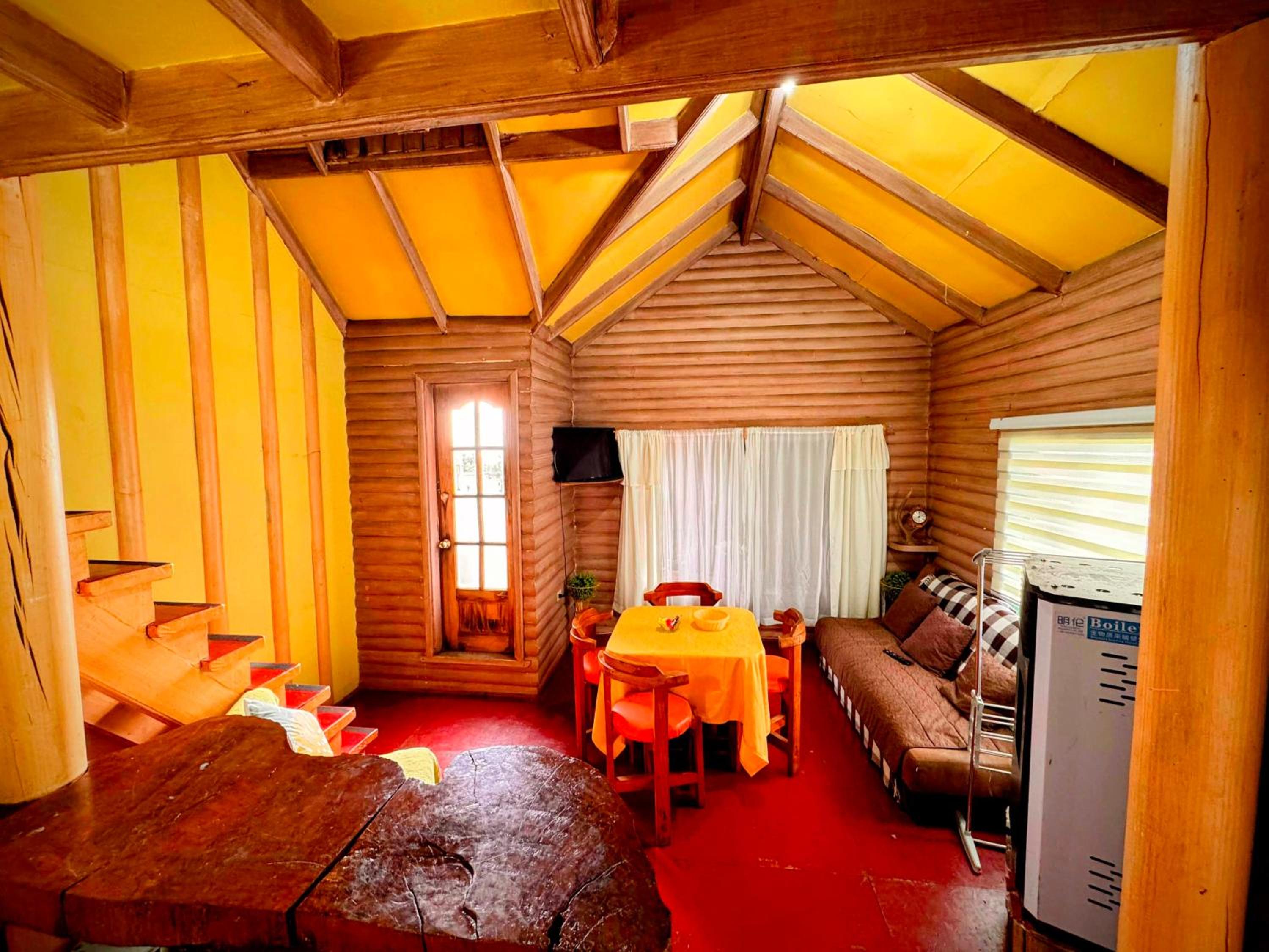 Three-Bedroom Standard Apartment