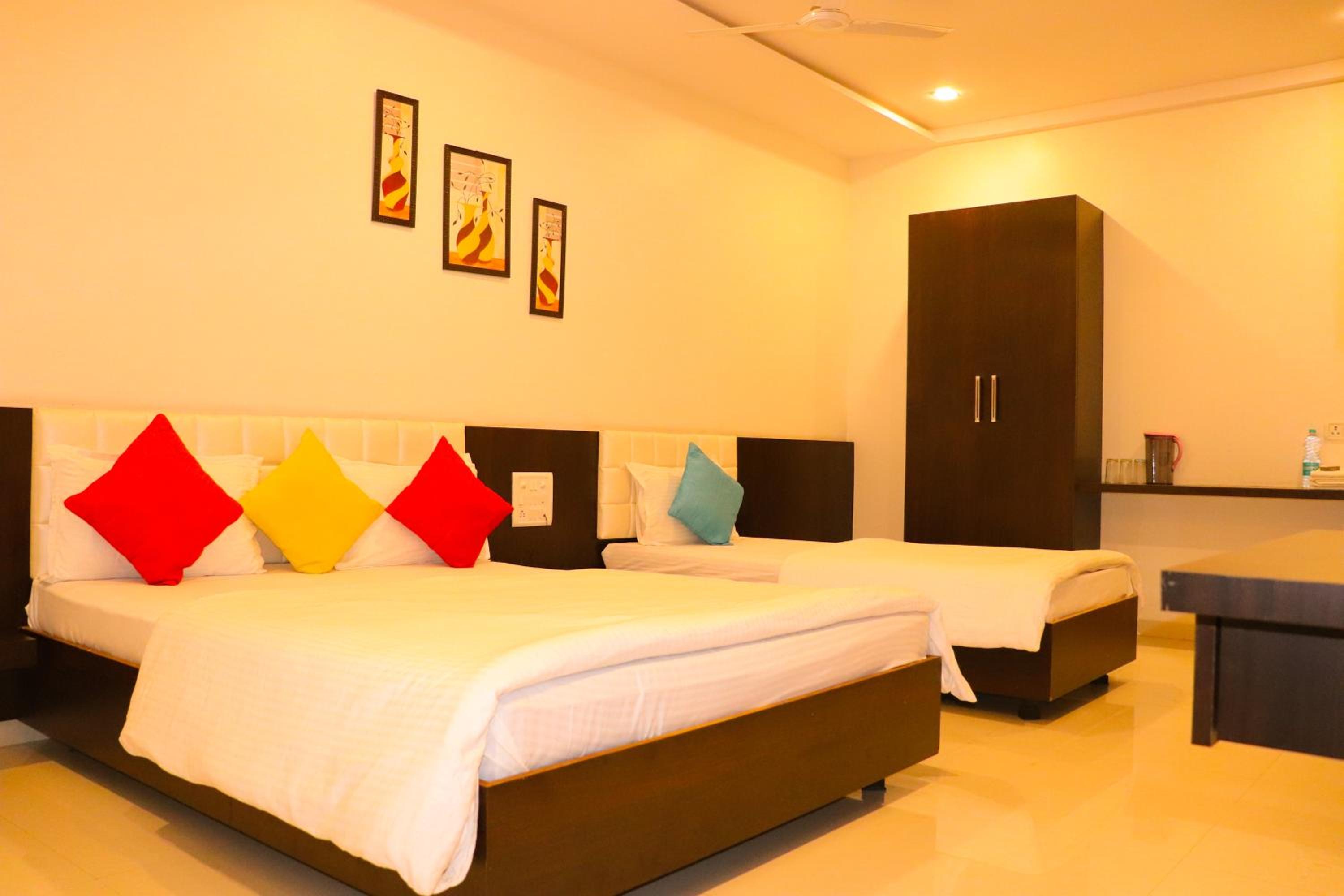 Deluxe Triple Room - Photo 6
