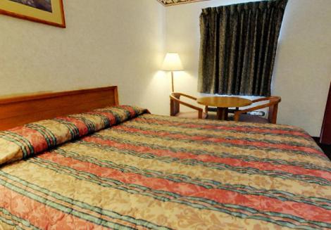 Double Room - Photo 5