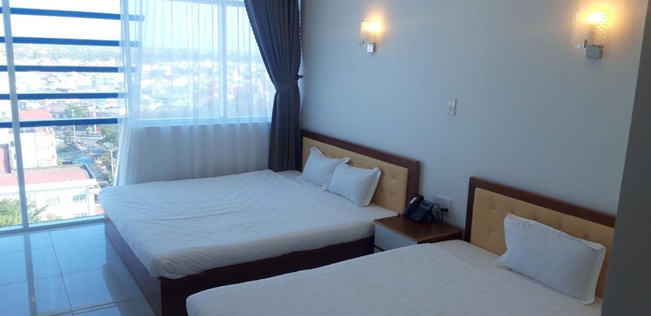 Triple Room with View