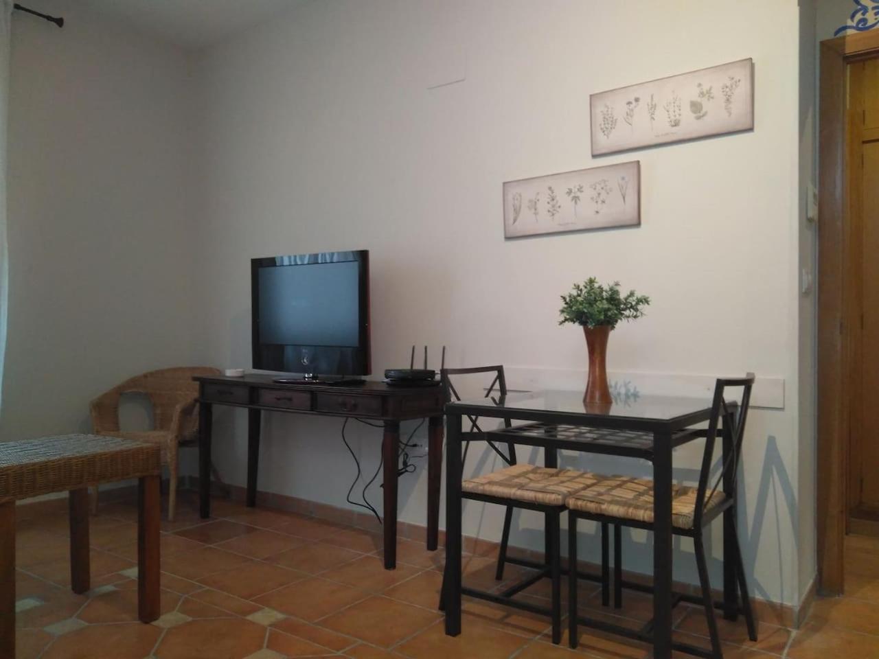 One-Bedroom Apartment - Photo 17
