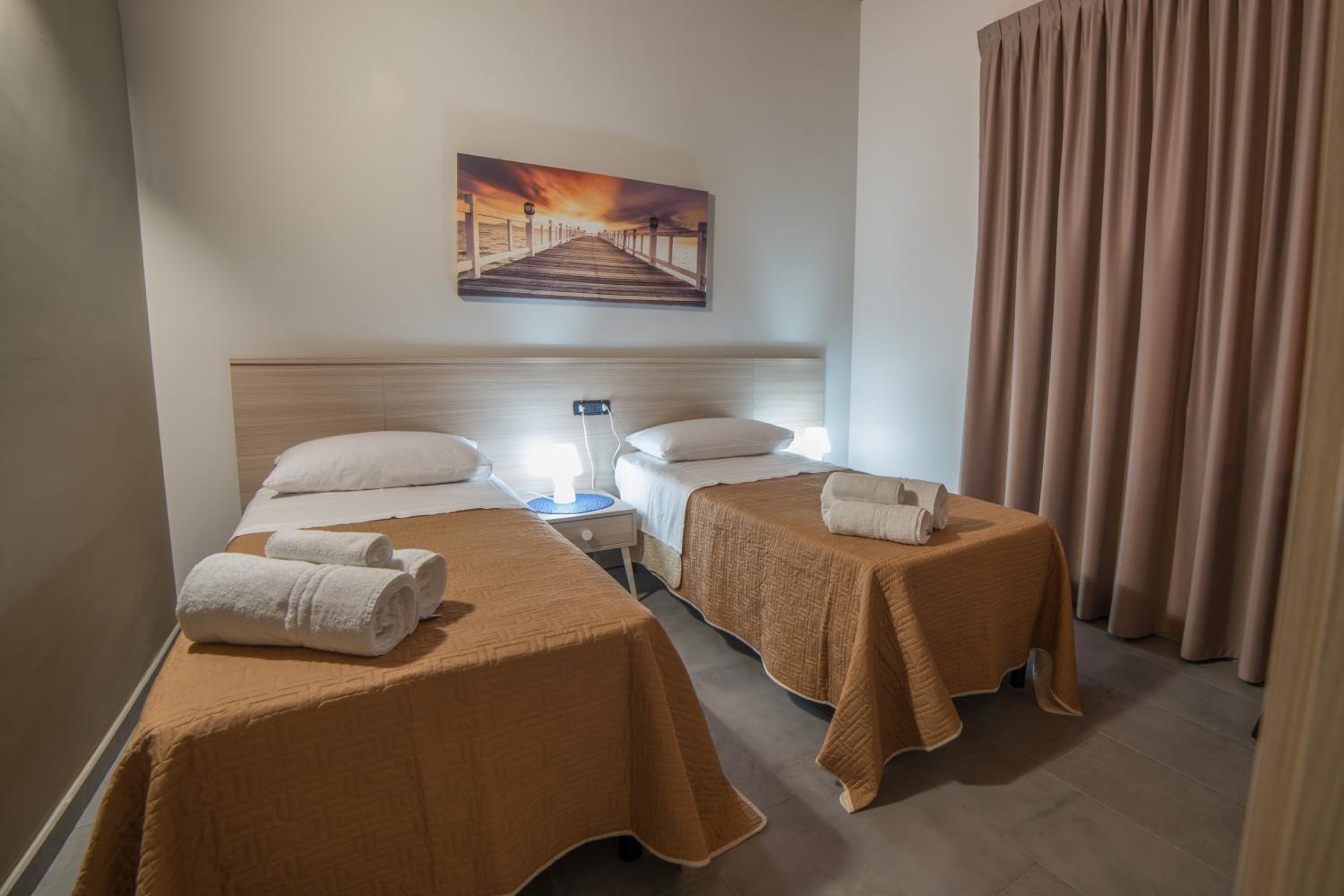 Double or Twin Room with Private External Bathroom photo 2