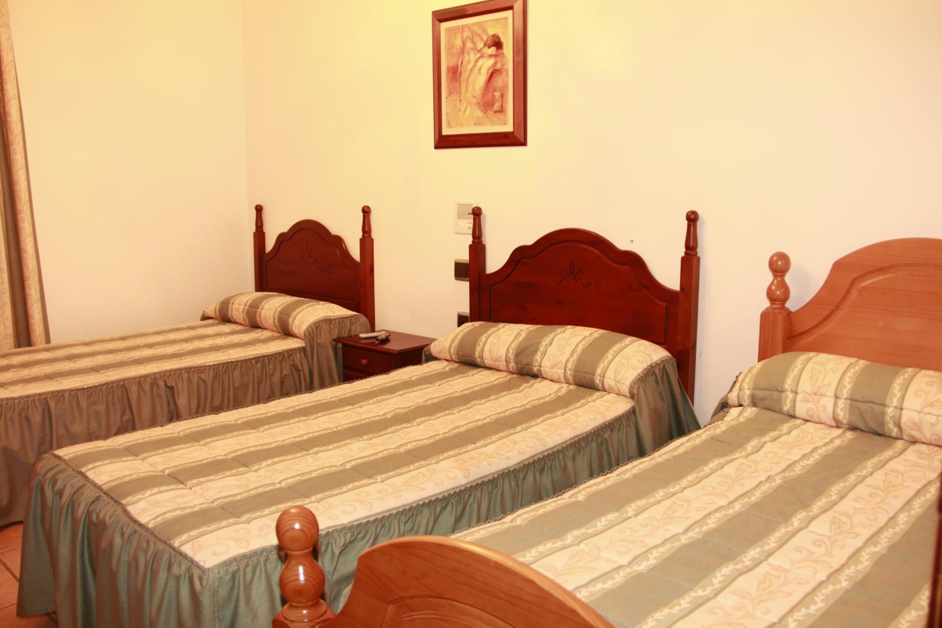 Triple Room photo 2
