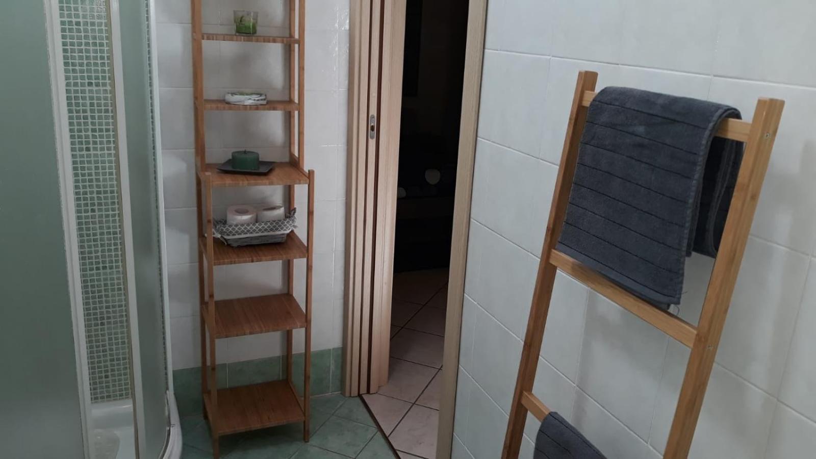 Two-Bedroom Apartment - Photo 3