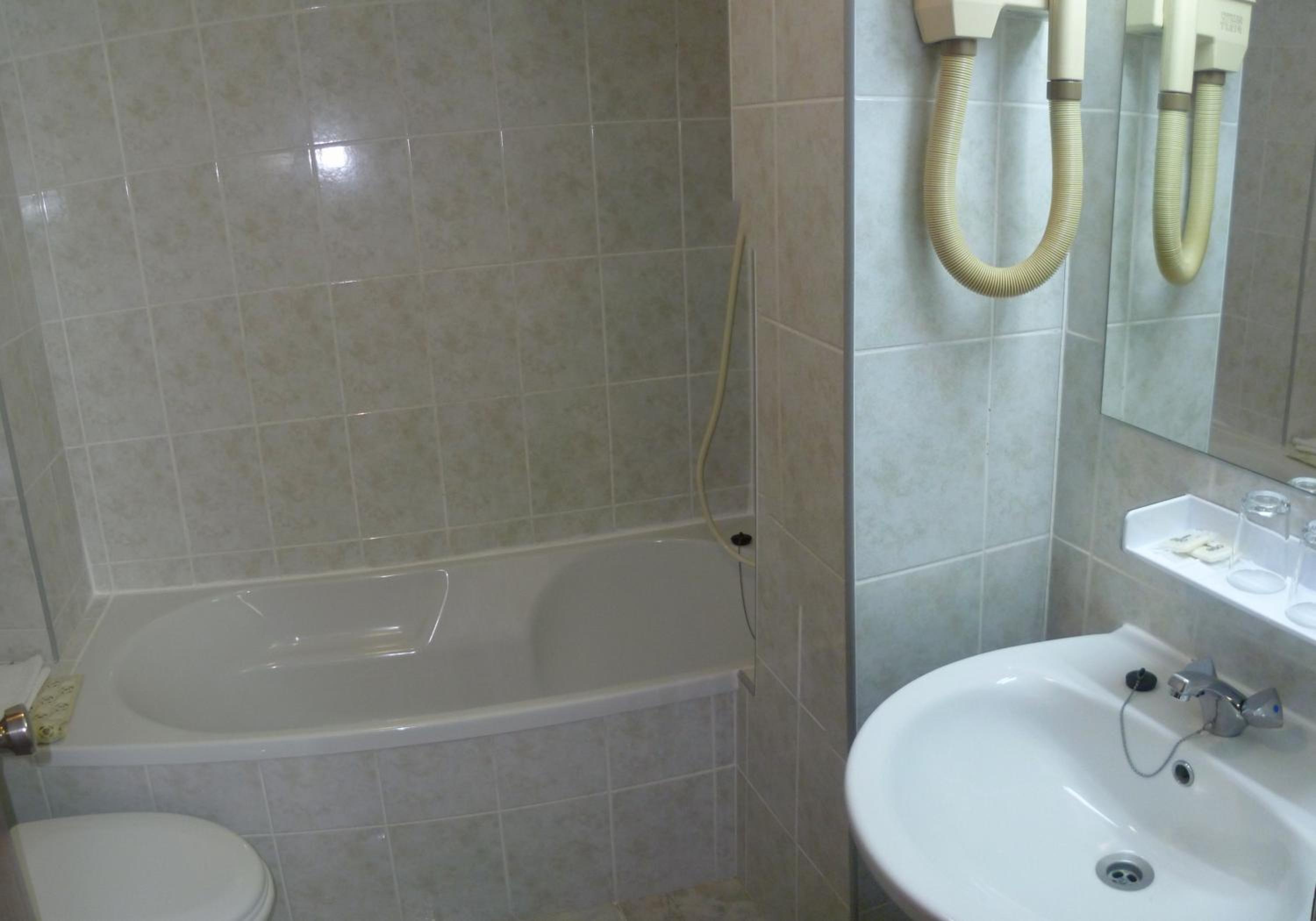 Double Room (1 Double Bed) - Photo 5