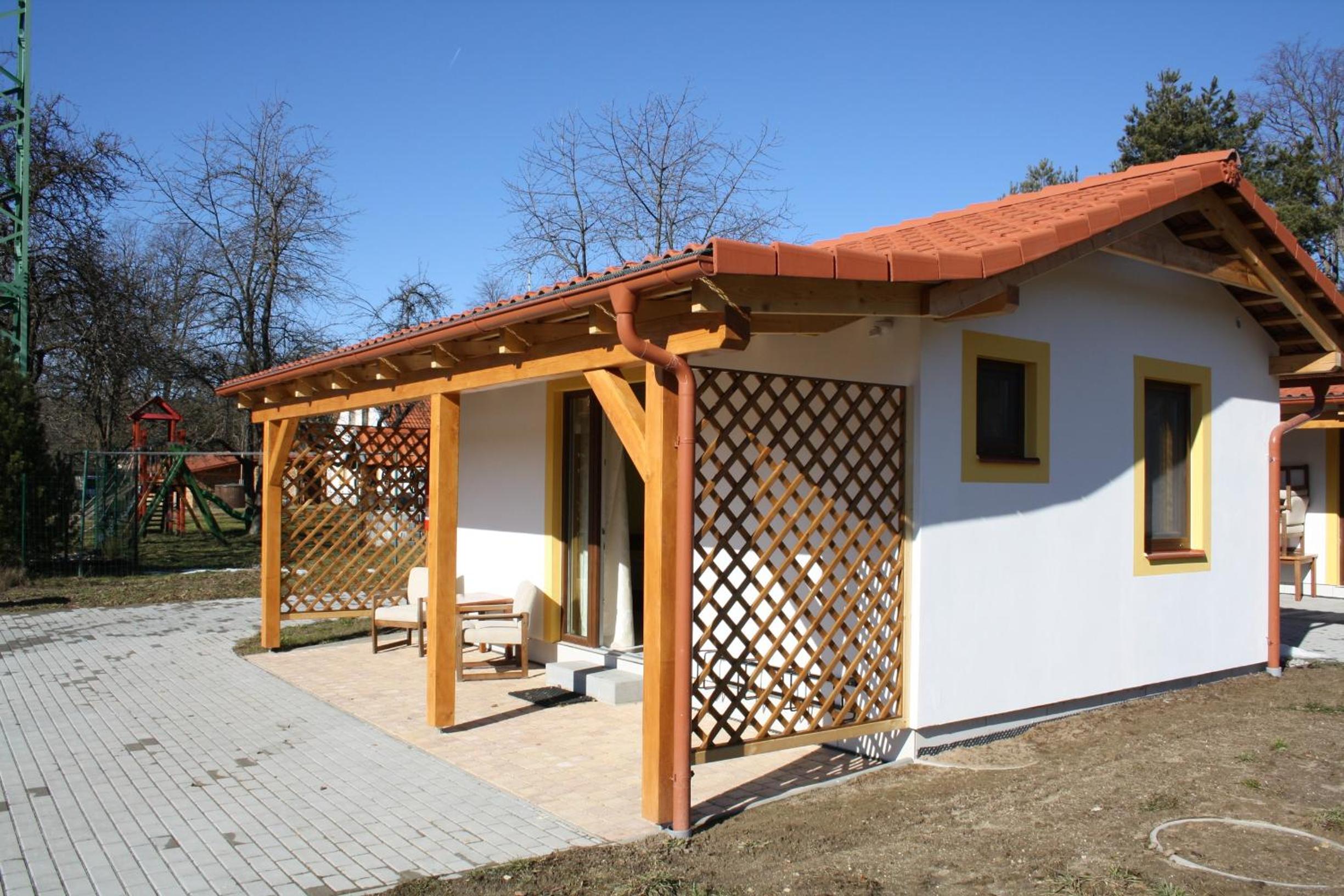 Bungalow photo 1