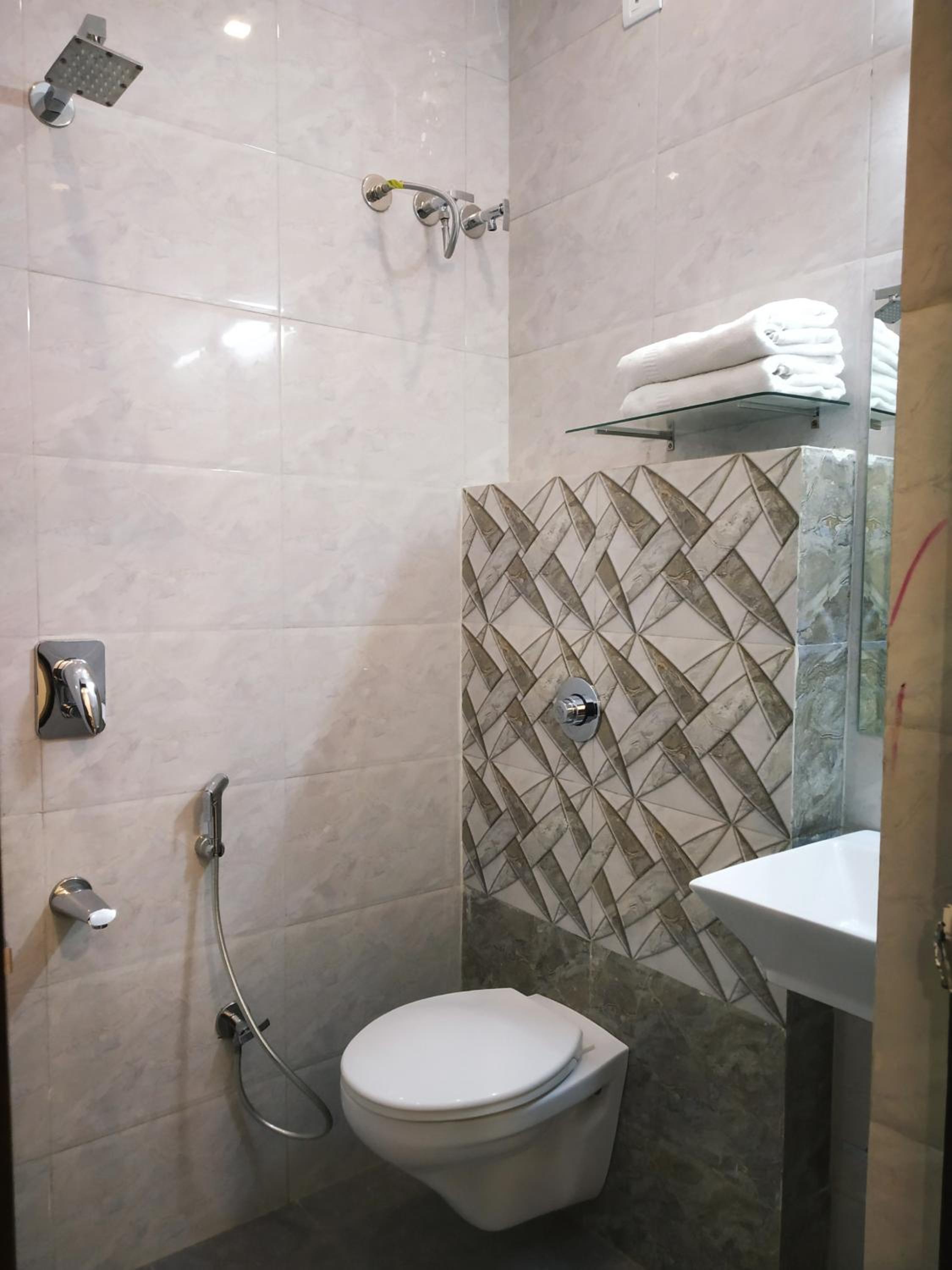 Standard Double Room - Photo 3