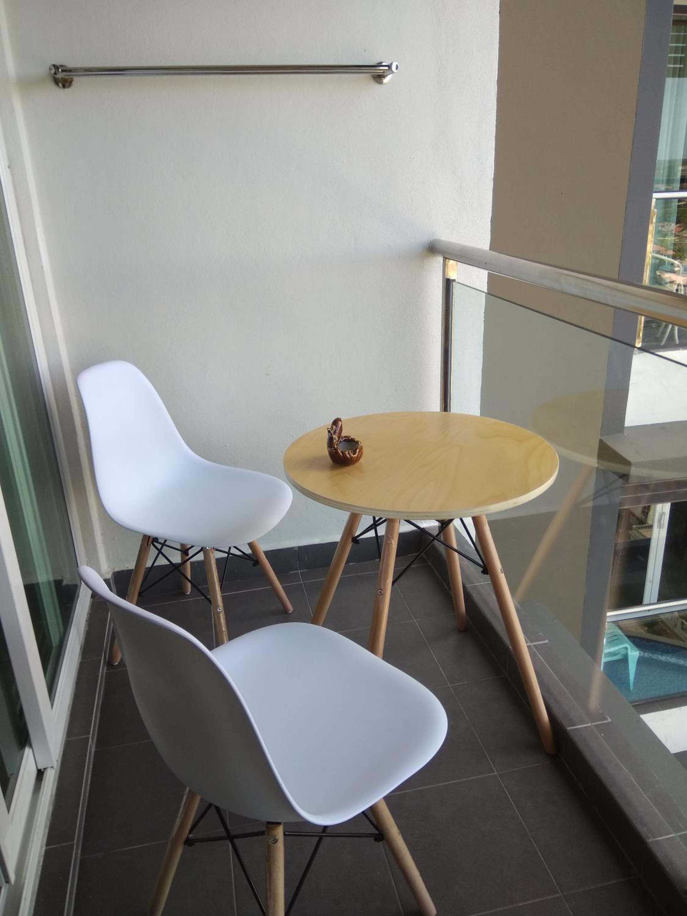 Apartment with Balcony photo 1