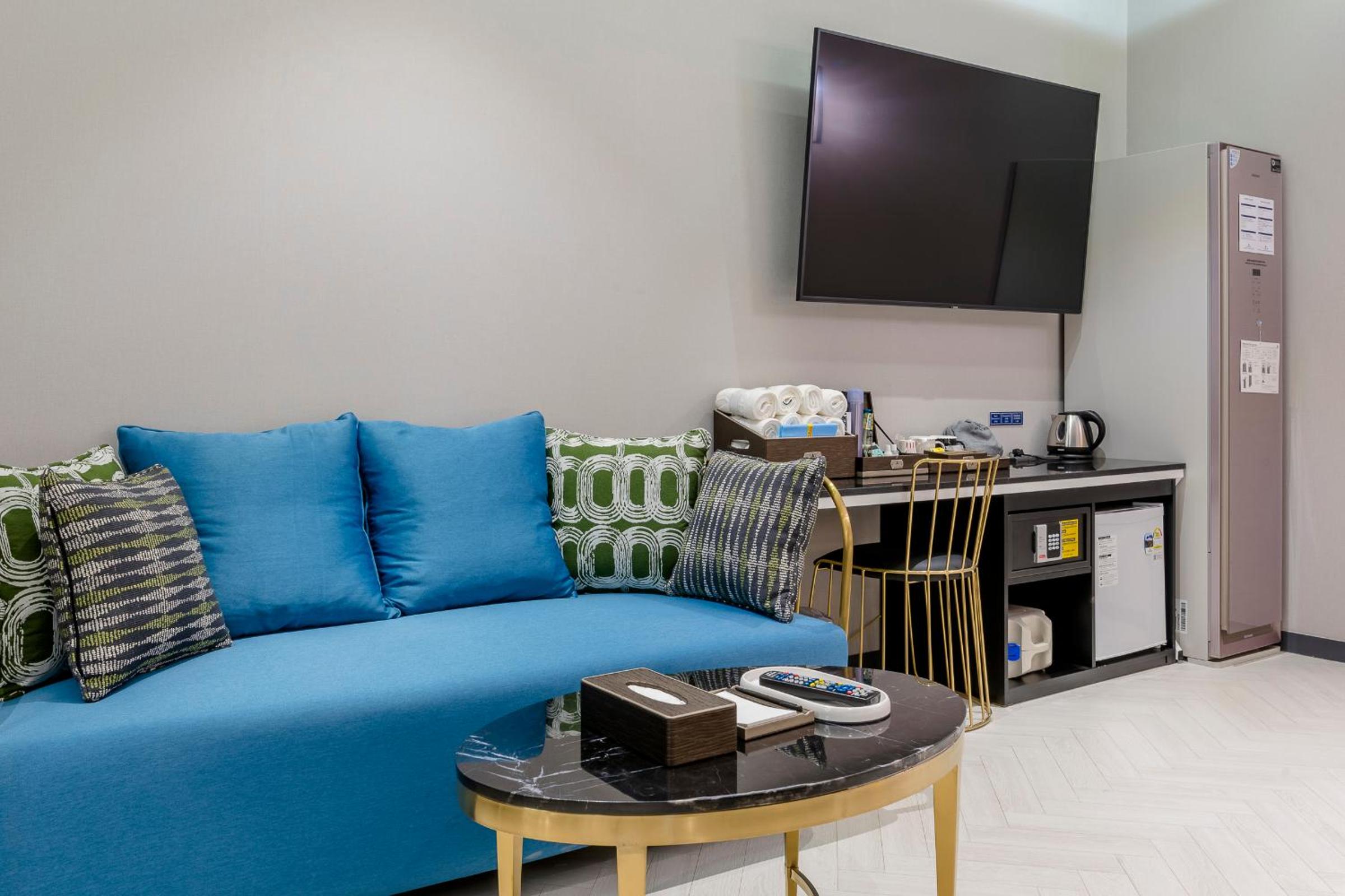 Twin Room - Photo 5