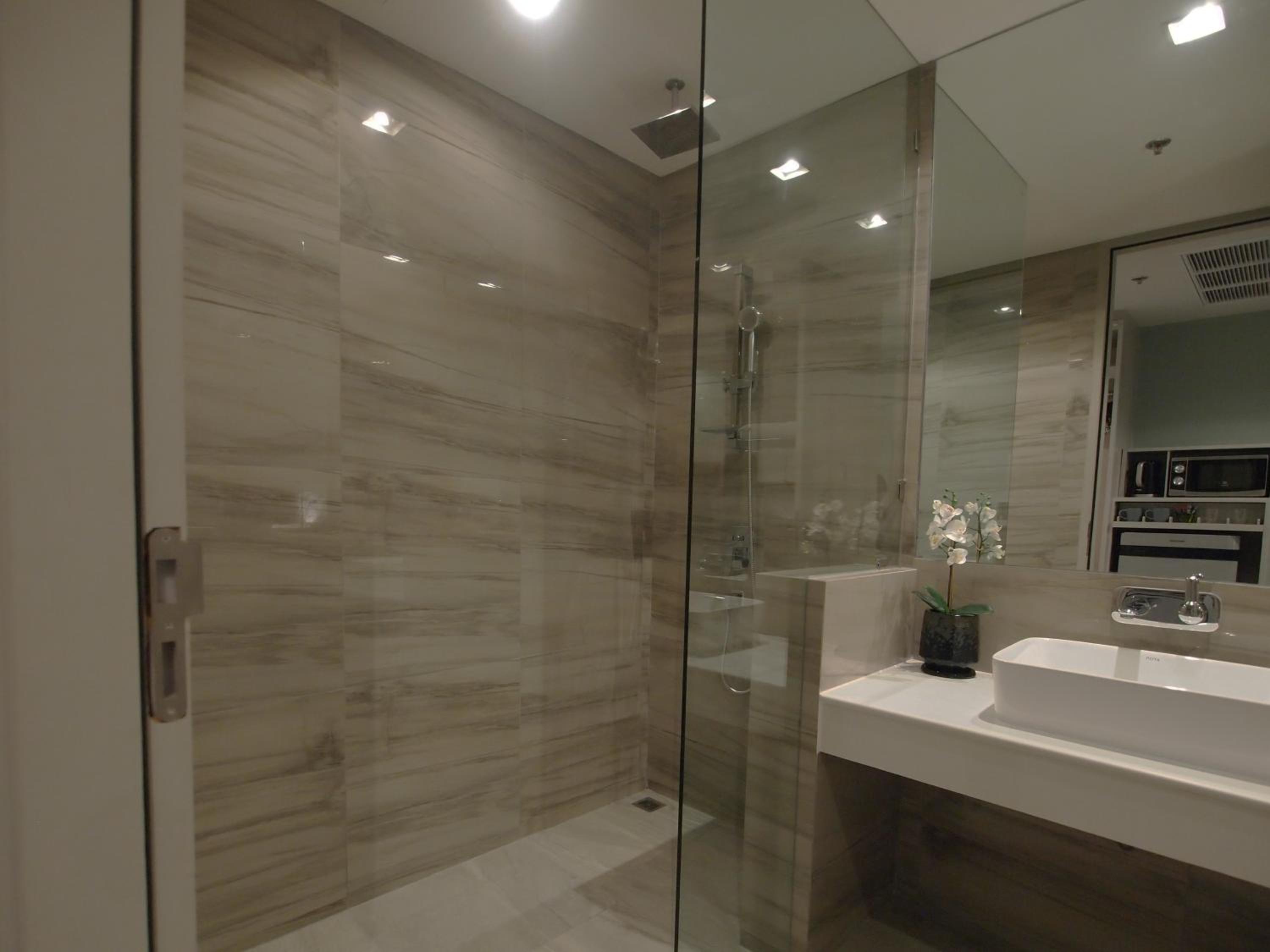 Superior Room thumbnail 6