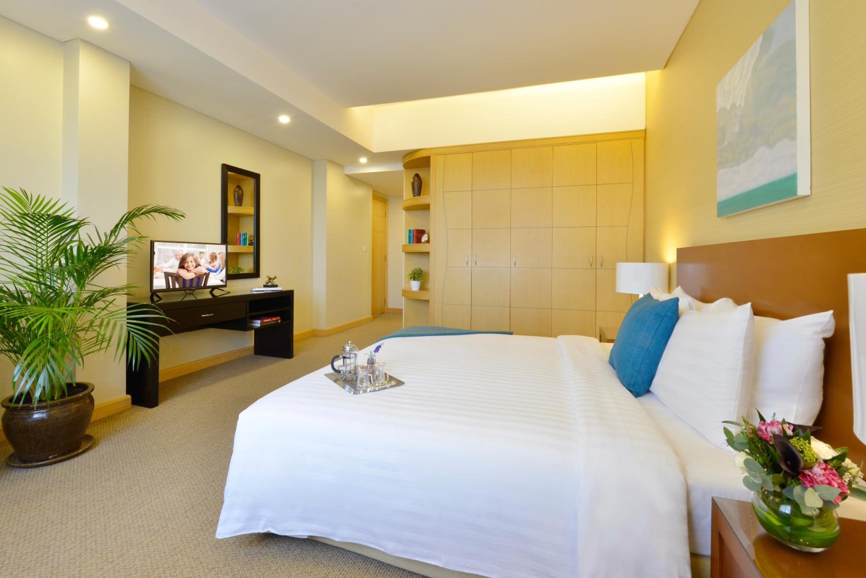 Two-Bedroom Premier Apartment with Sea View
