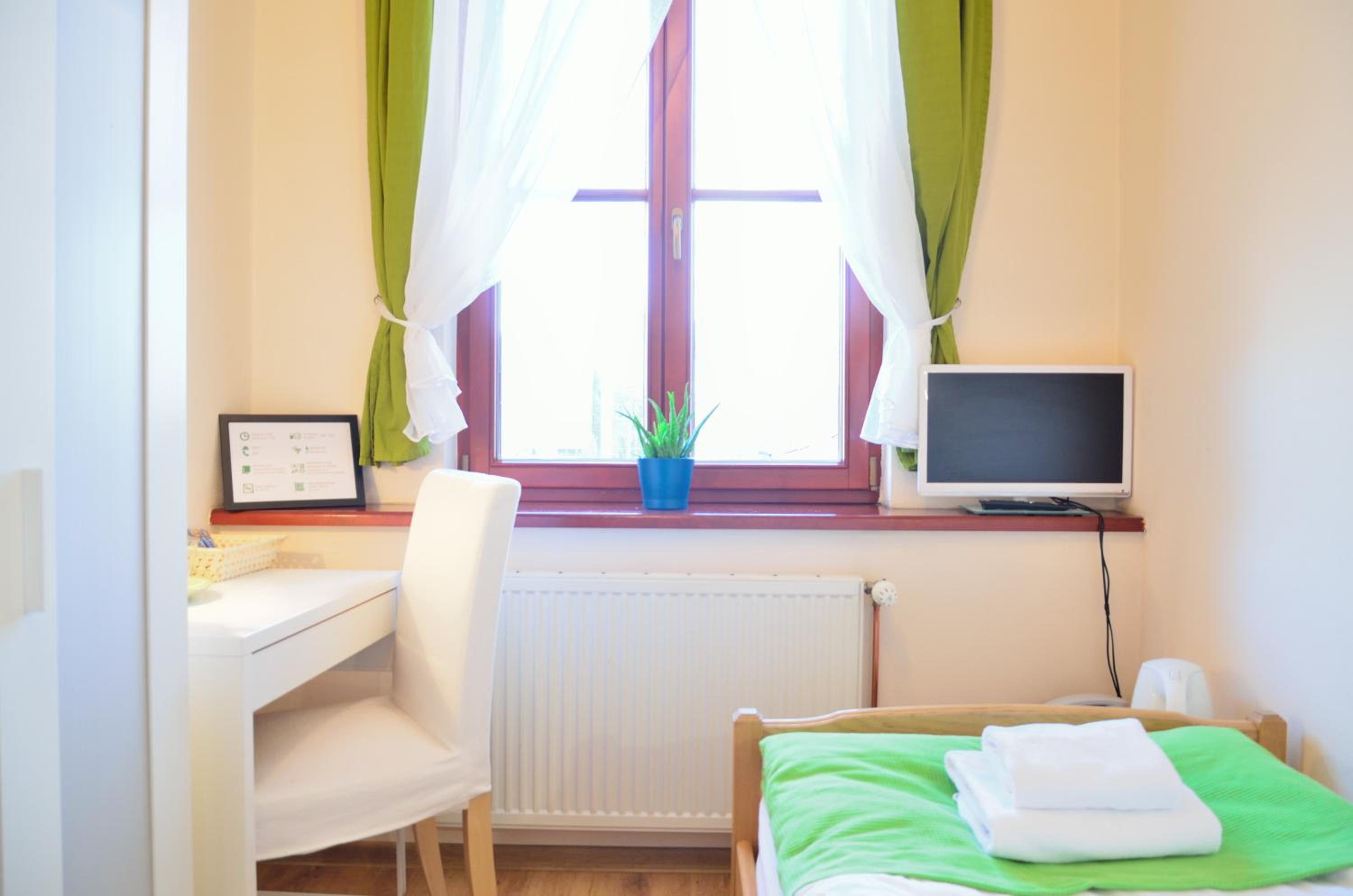 Single Room photo 2