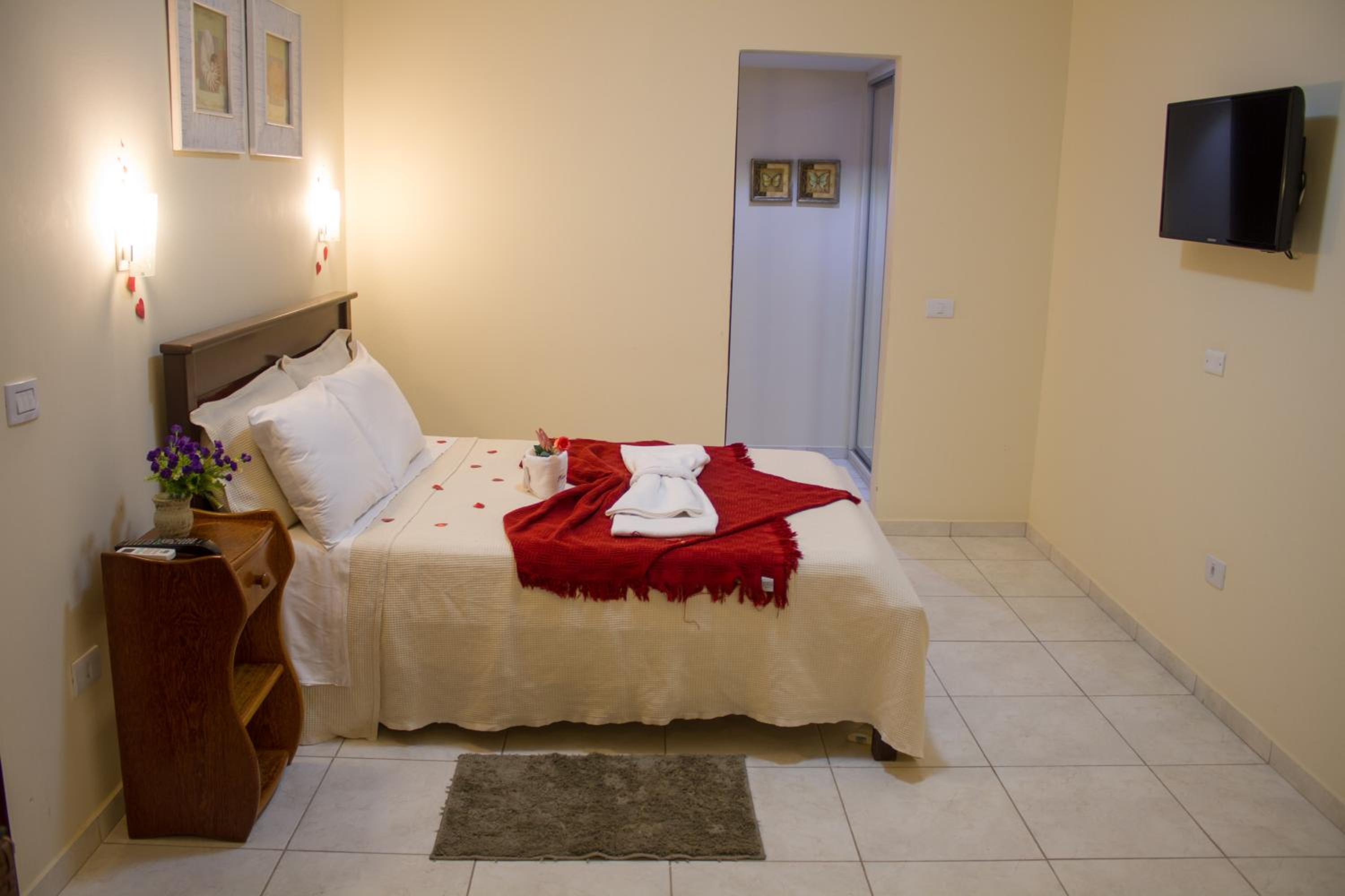 Standard Double Room photo 3