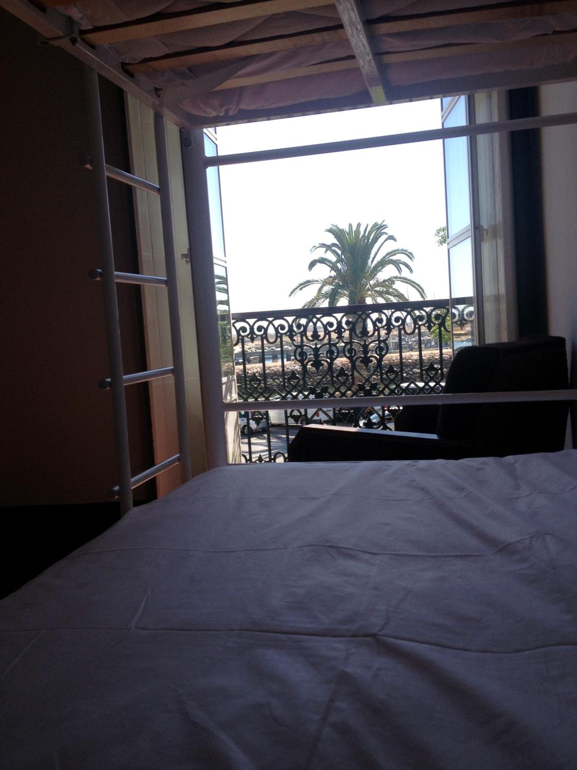 Mixed Bunk Bed Room - Photo 2