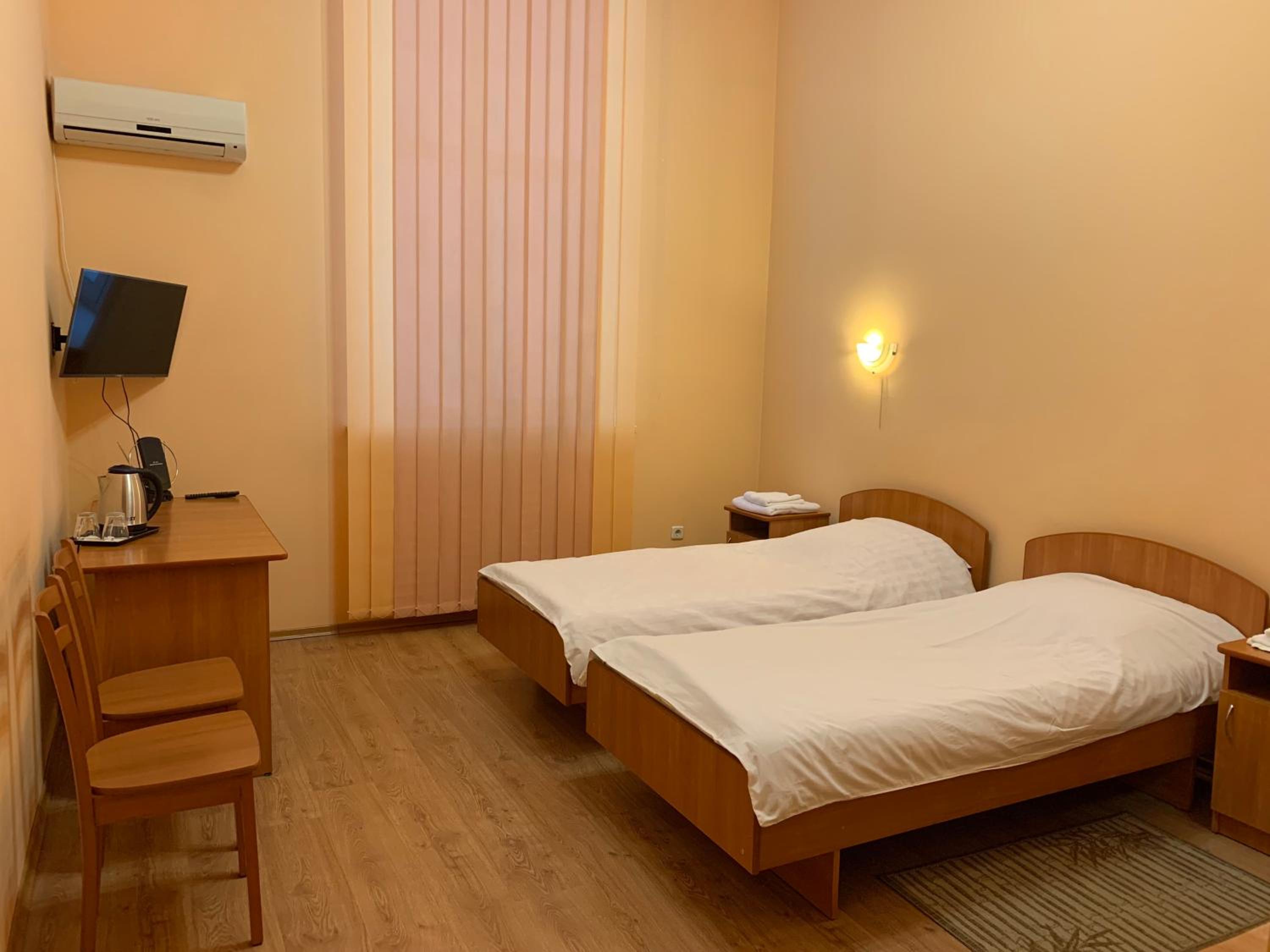 Superior Twin Room photo 3