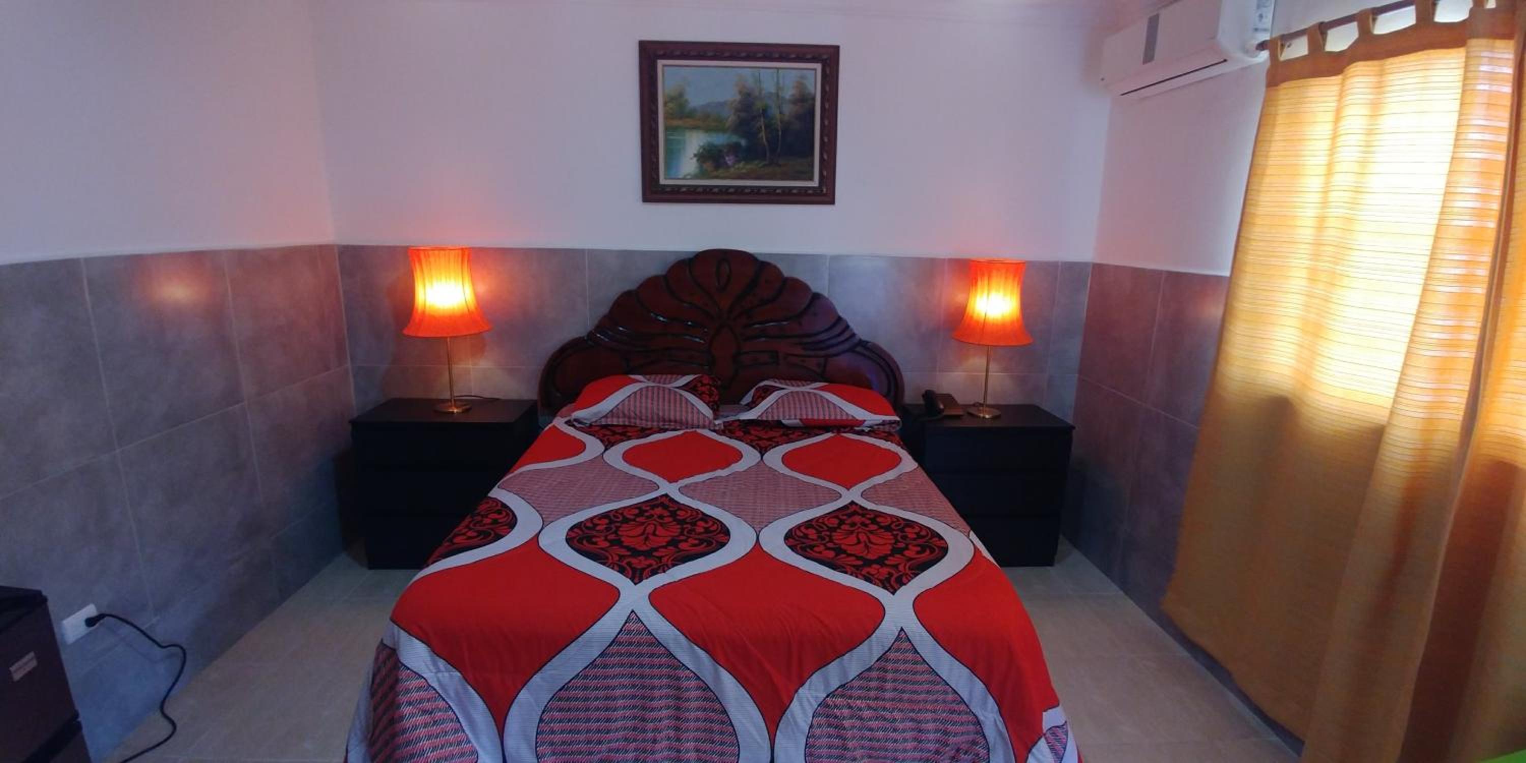 Standard Queen Room photo 2