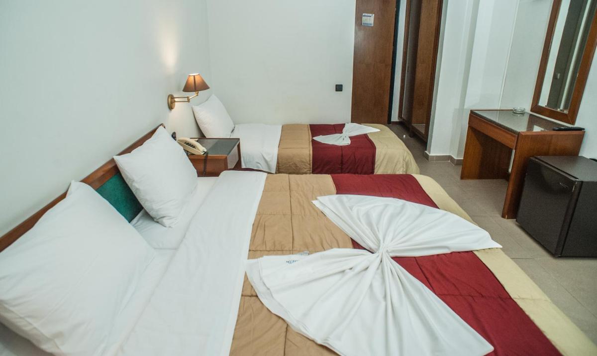Triple Room with Street View photo 1
