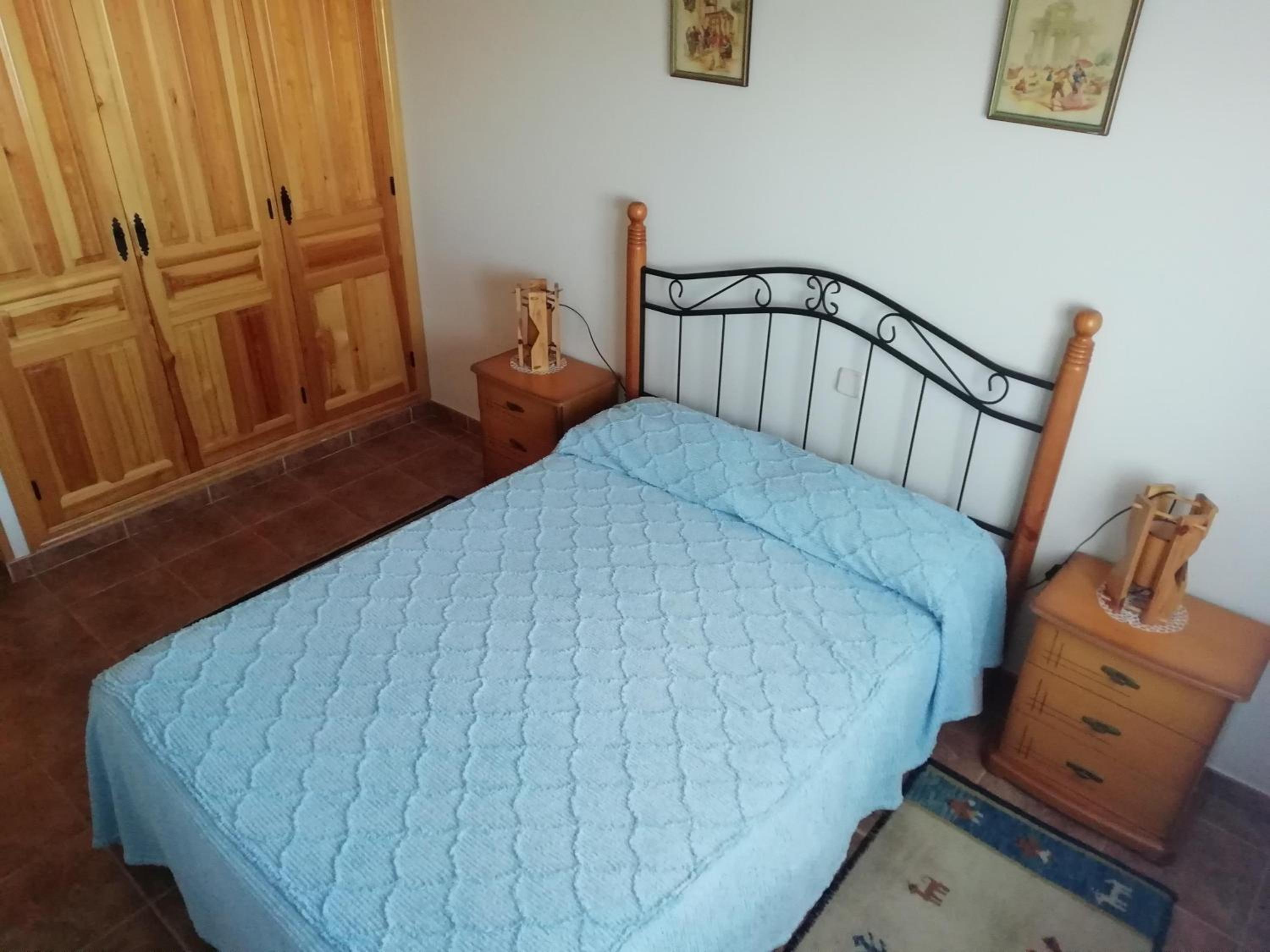 Three-Bedroom House photo 3