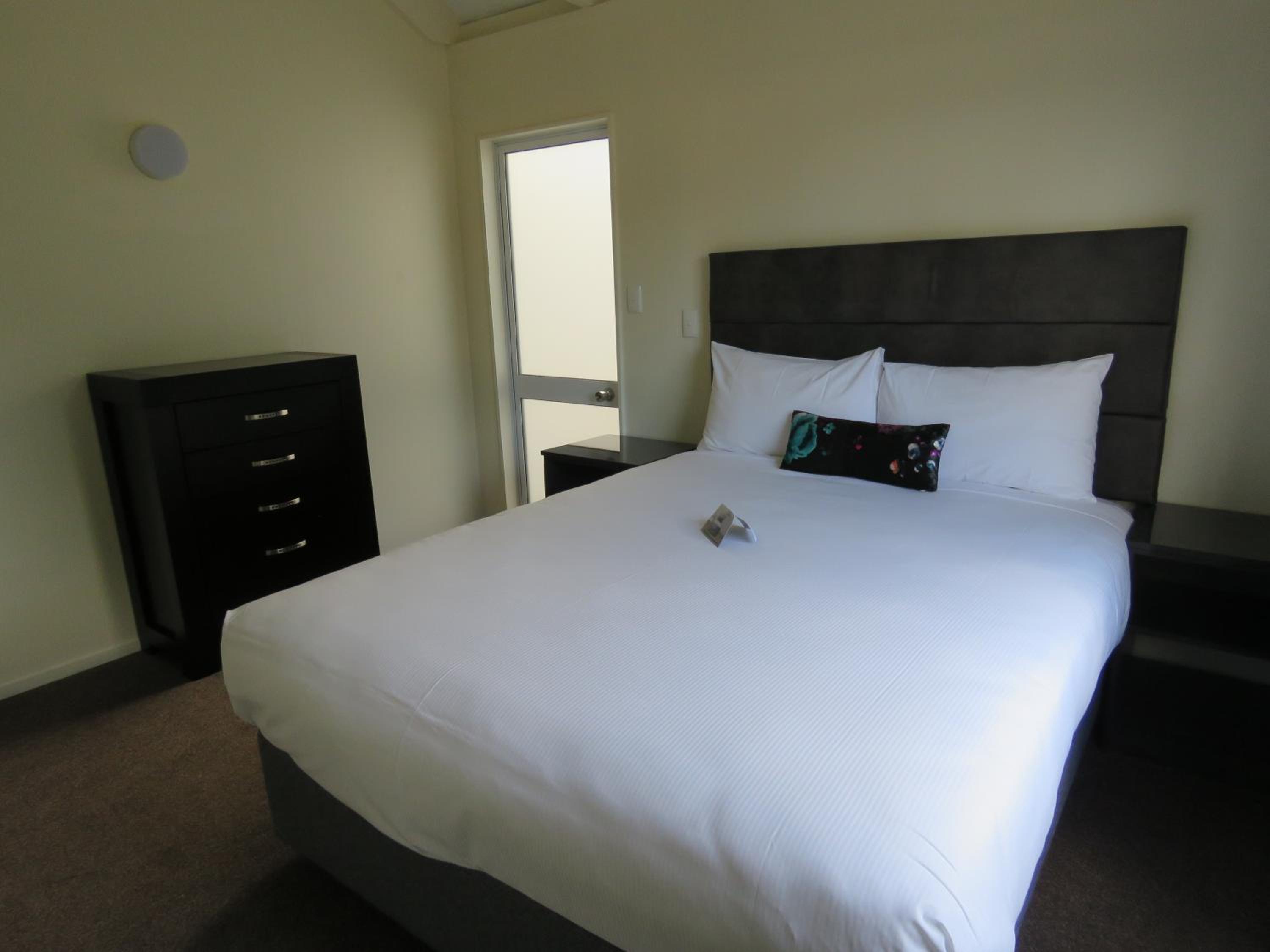 Superior Chalet - Photo 1