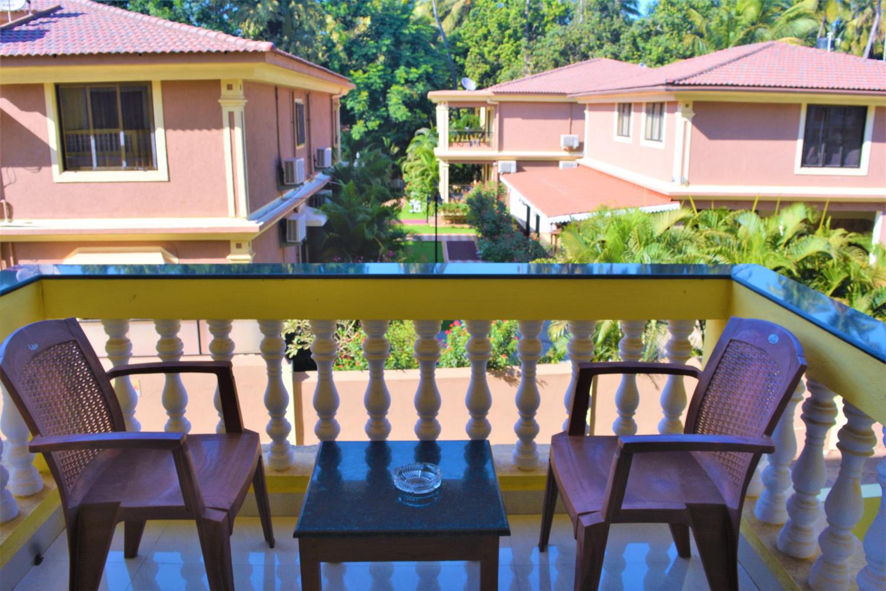 Deluxe Double or Twin Room with Balcony - Photo 3
