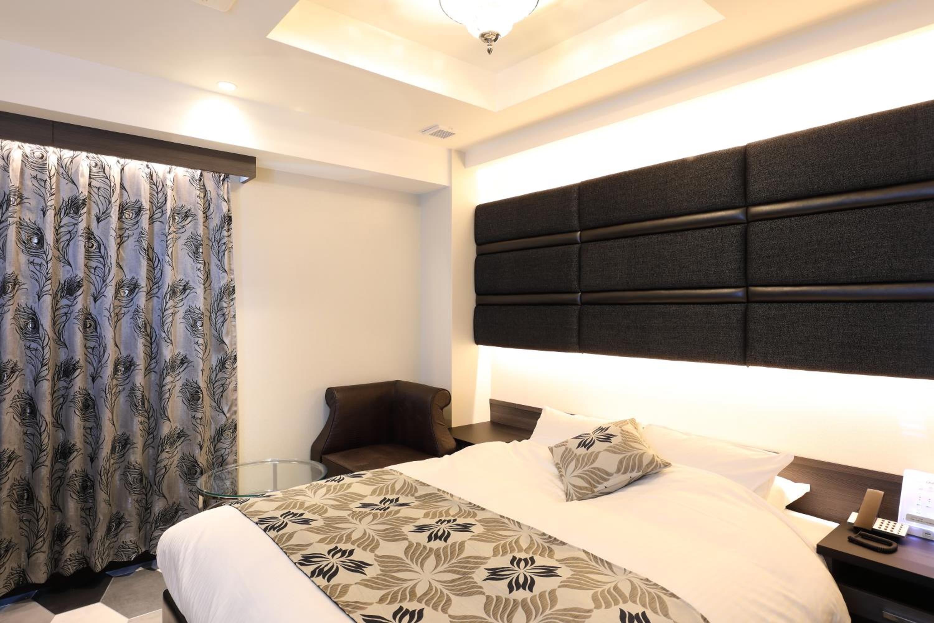 Superior Double Room - Smoking photo 2