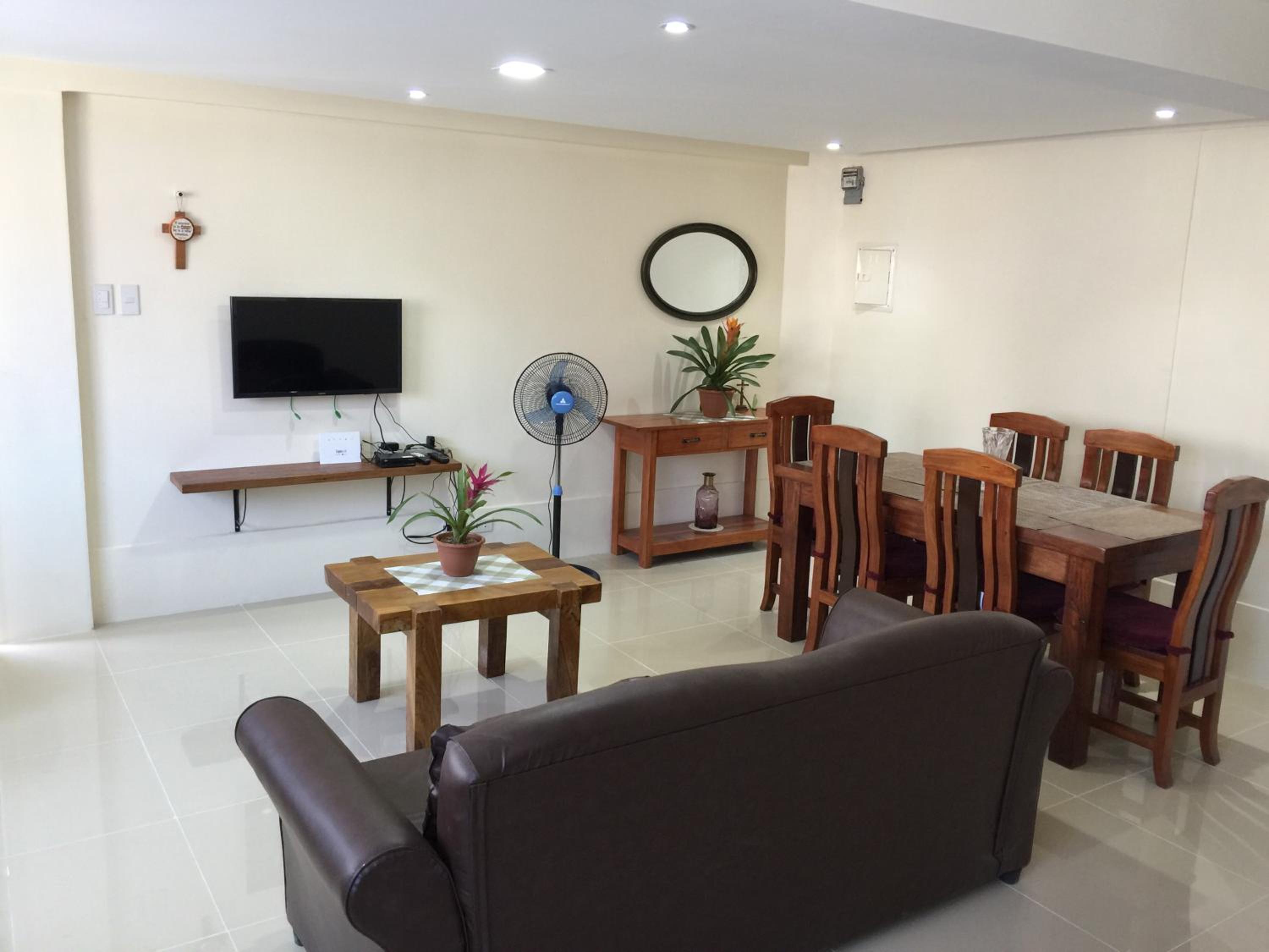 One-Bedroom House - Photo 1