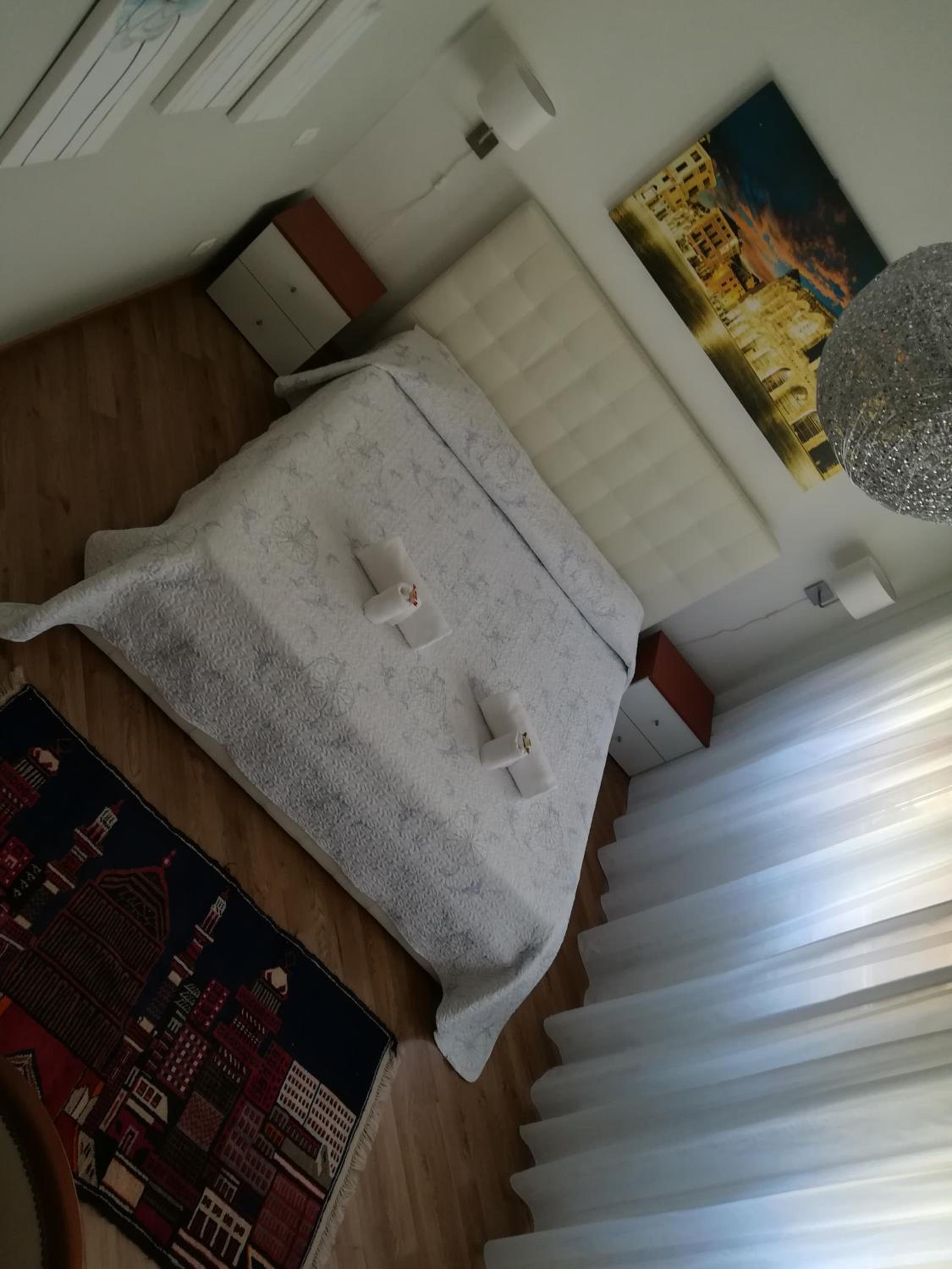 Deluxe Double Room with Private Bathroom - Photo 6
