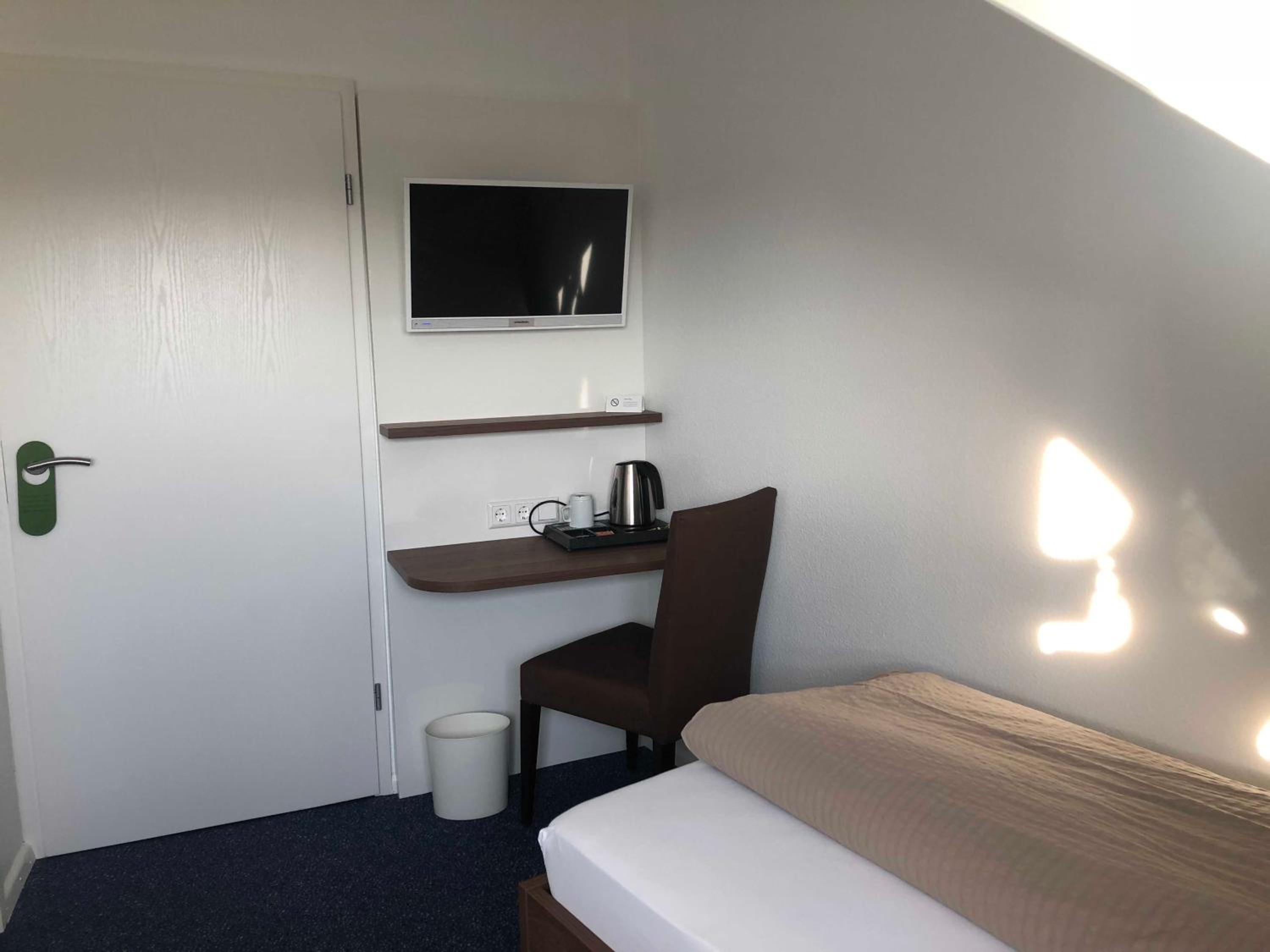 Single Room with Private Bathroom