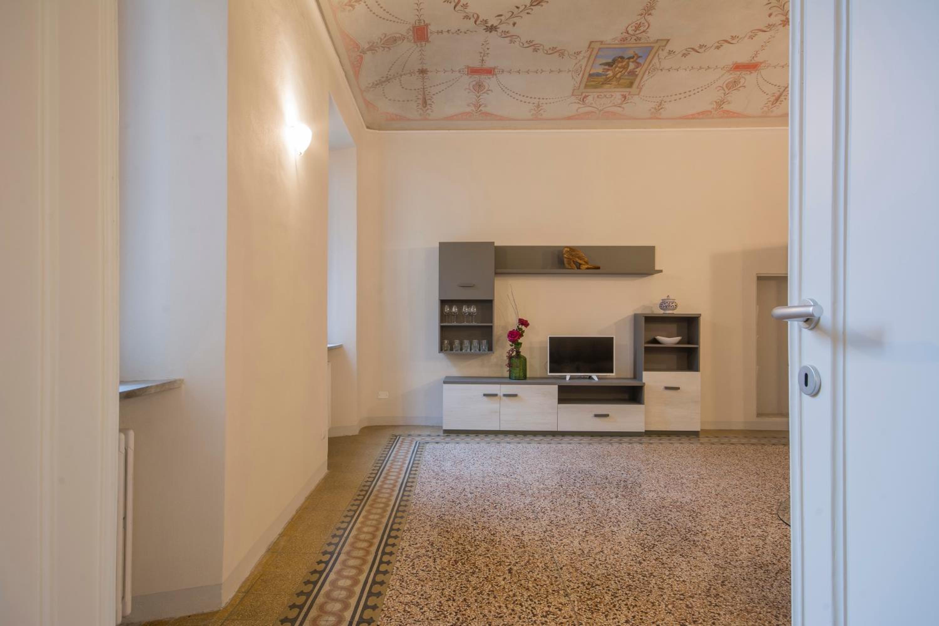 Apartment with Garden View - Photo 19
