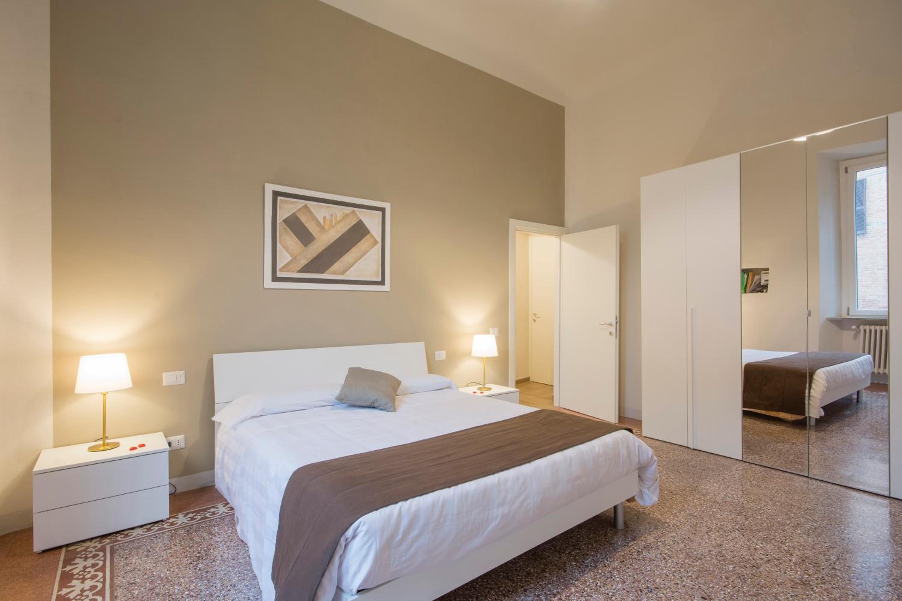 Two-Bedroom Apartment - Photo 16