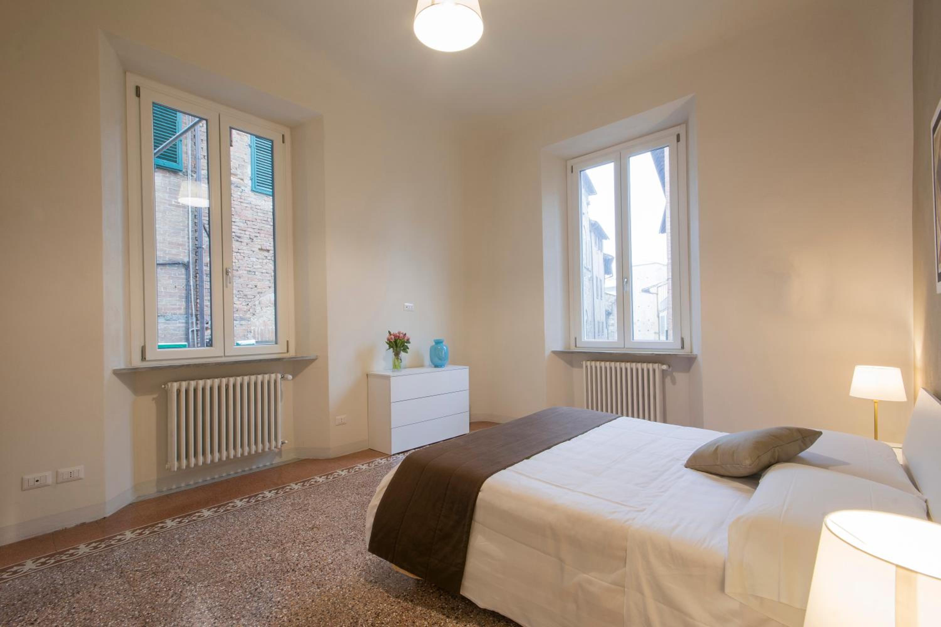 Two-Bedroom Apartment - Photo 11