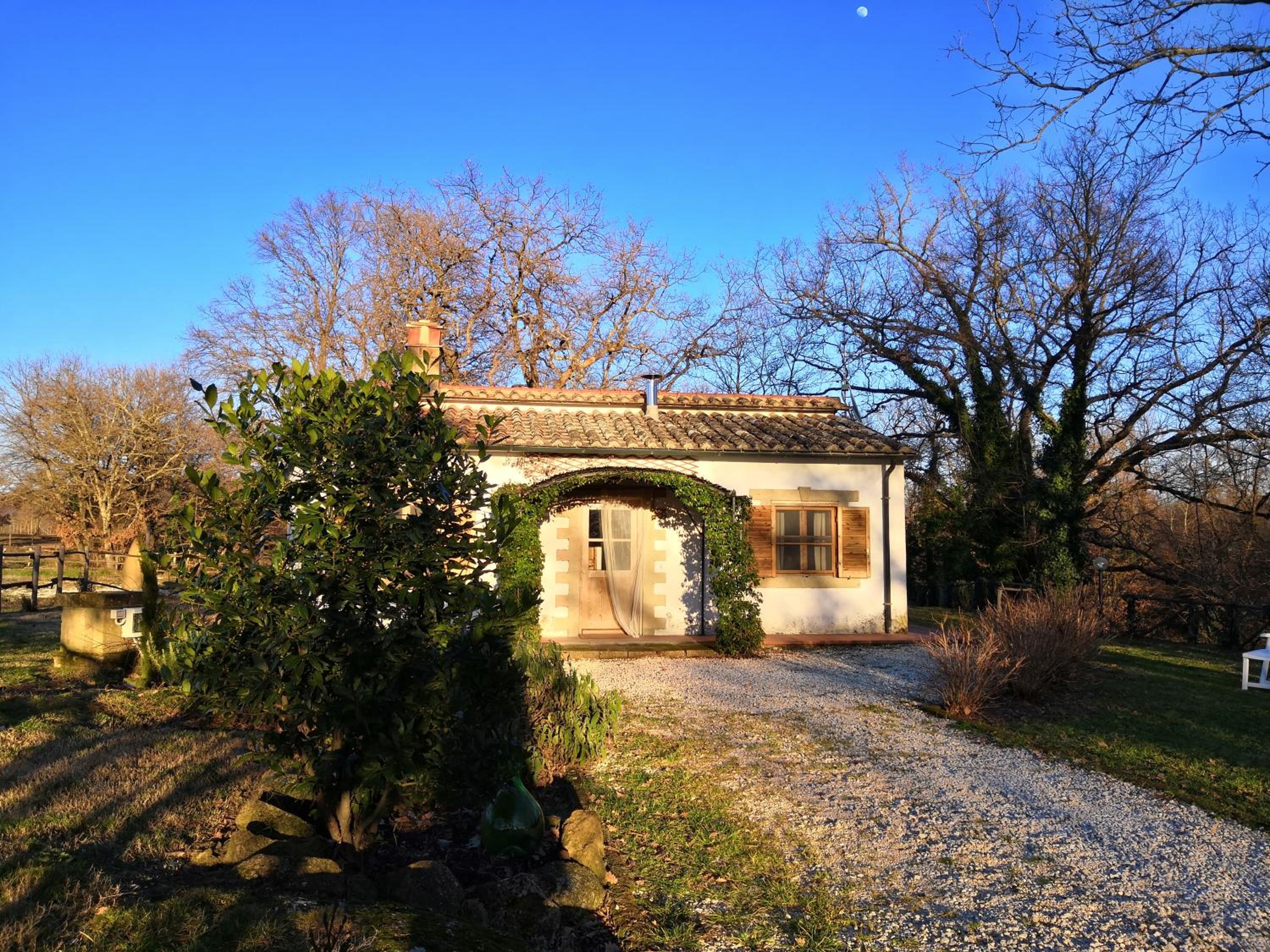 Two-Bedroom House - Photo 26