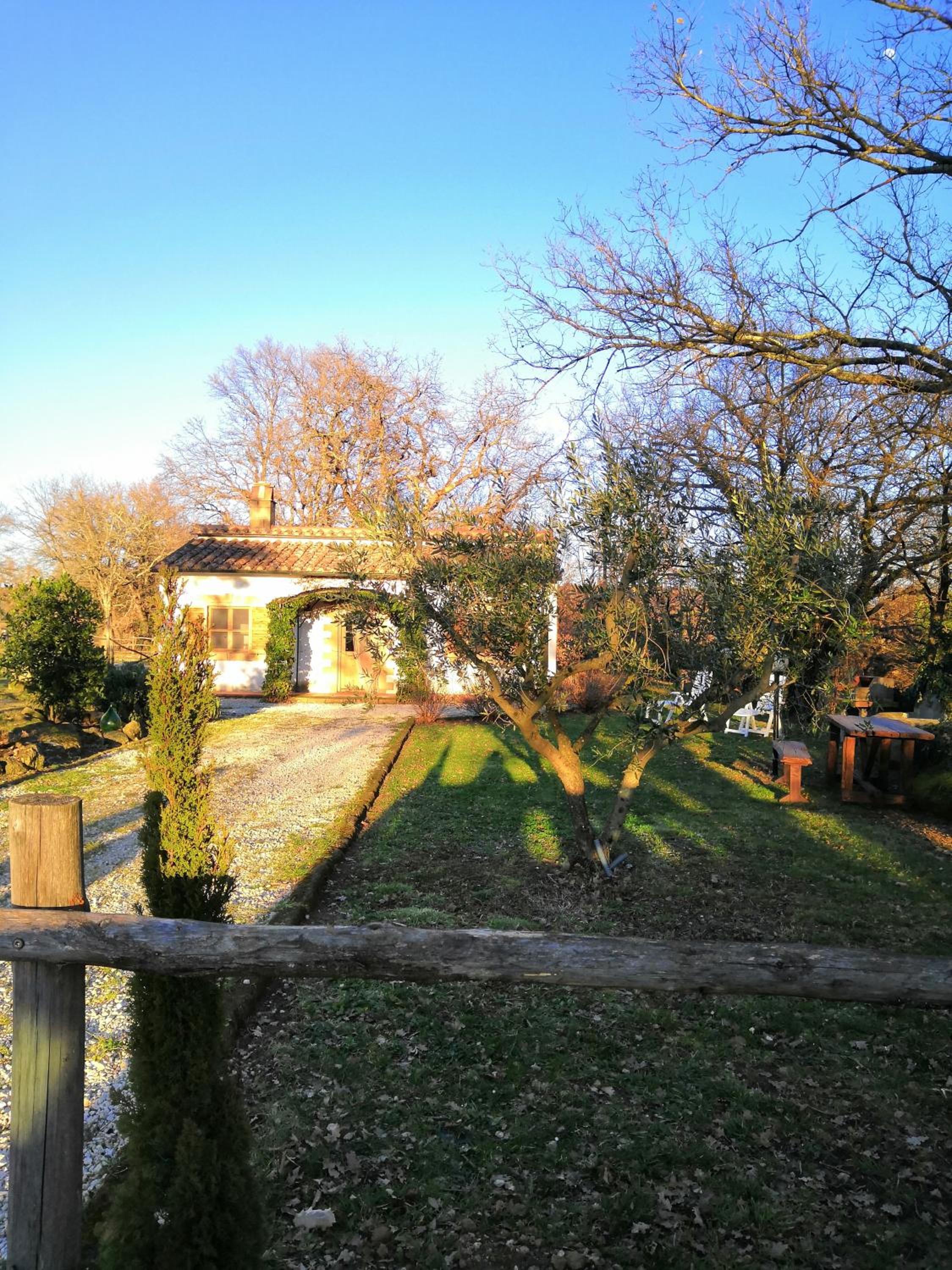 Two-Bedroom House - Photo 21