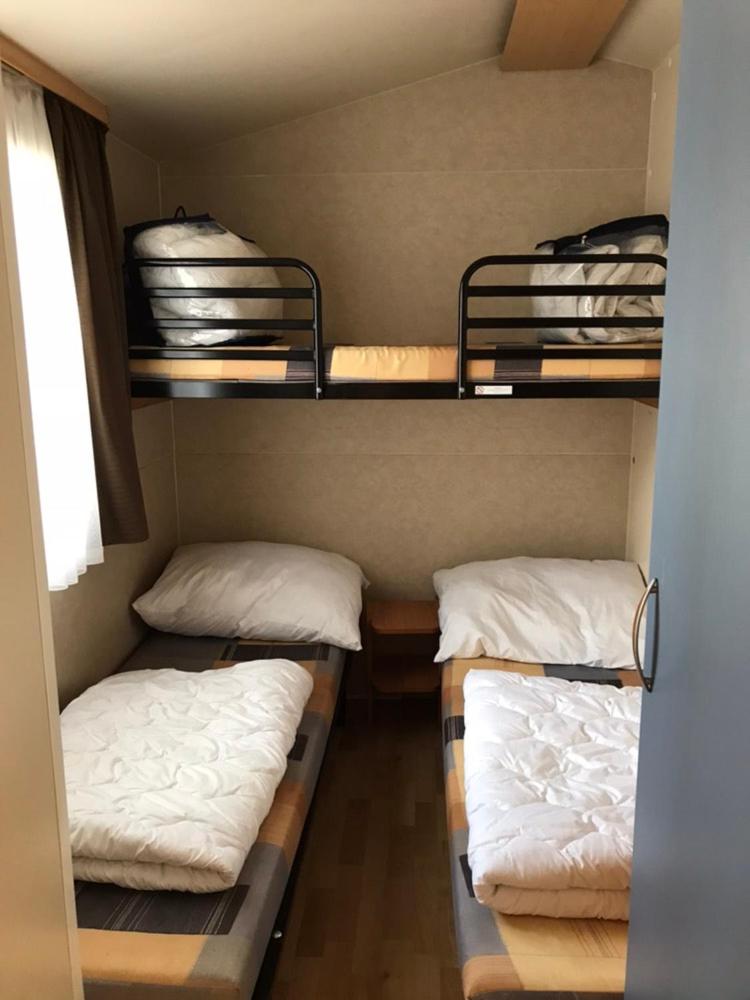 Mobile Home photo 1