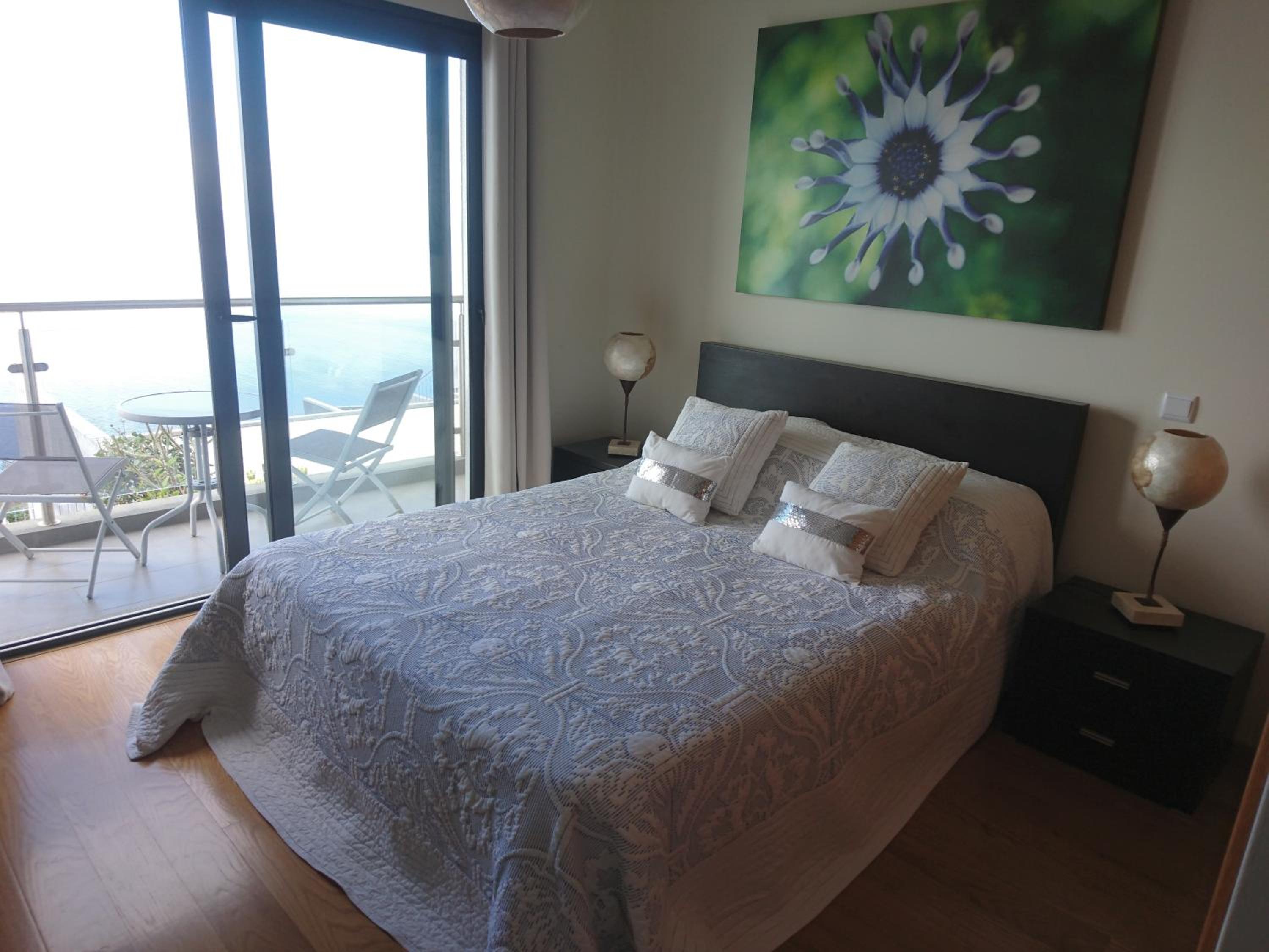 Three-Bedroom Villa photo 1