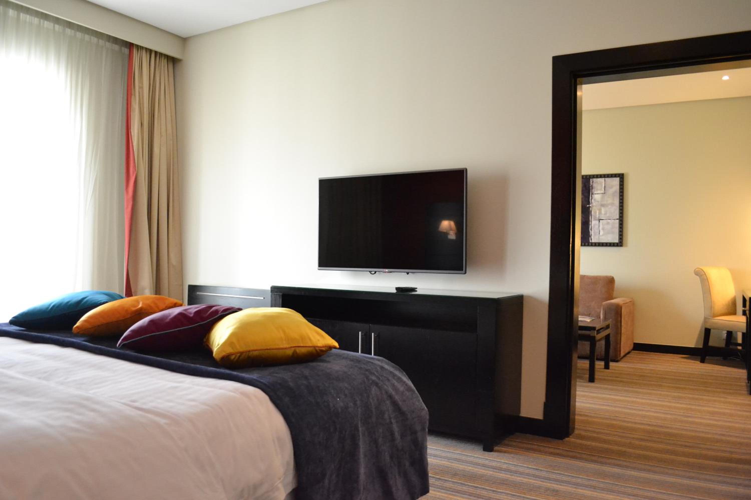 One-Bedroom Suite photo 3