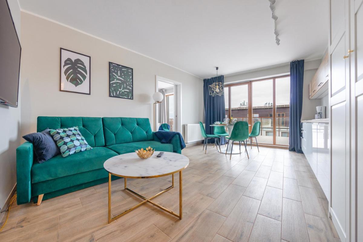 One-Bedroom Apartment - Photo 1