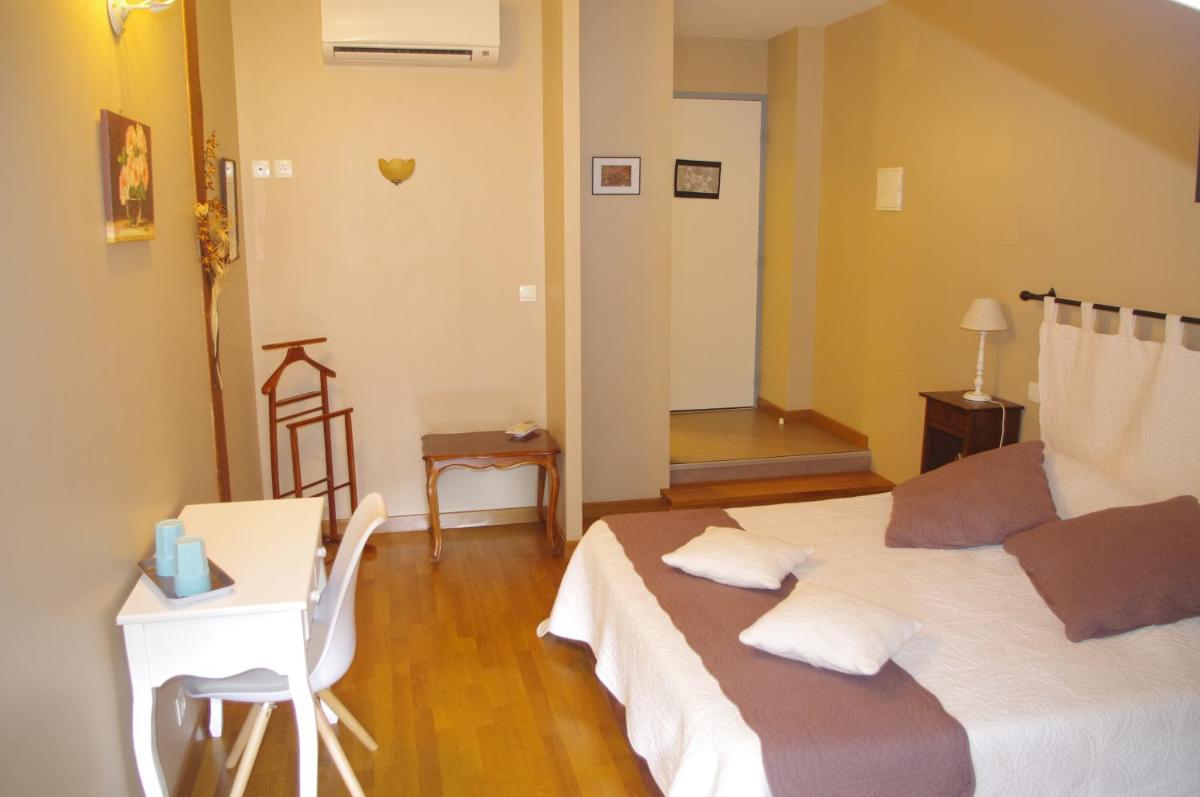 Superior Queen Room photo 2