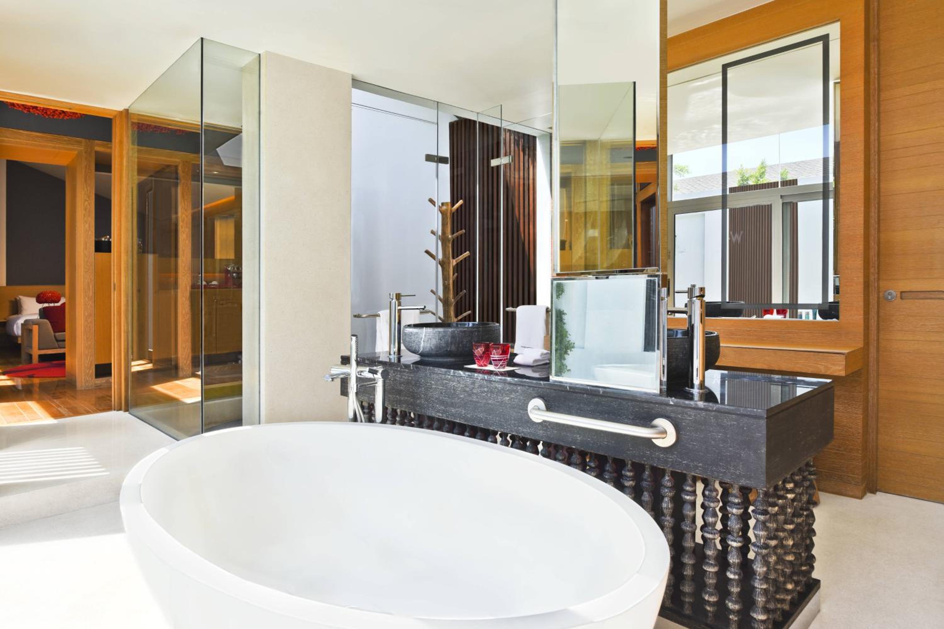 Premier Beachfront Villa with Private Pool - Photo 7