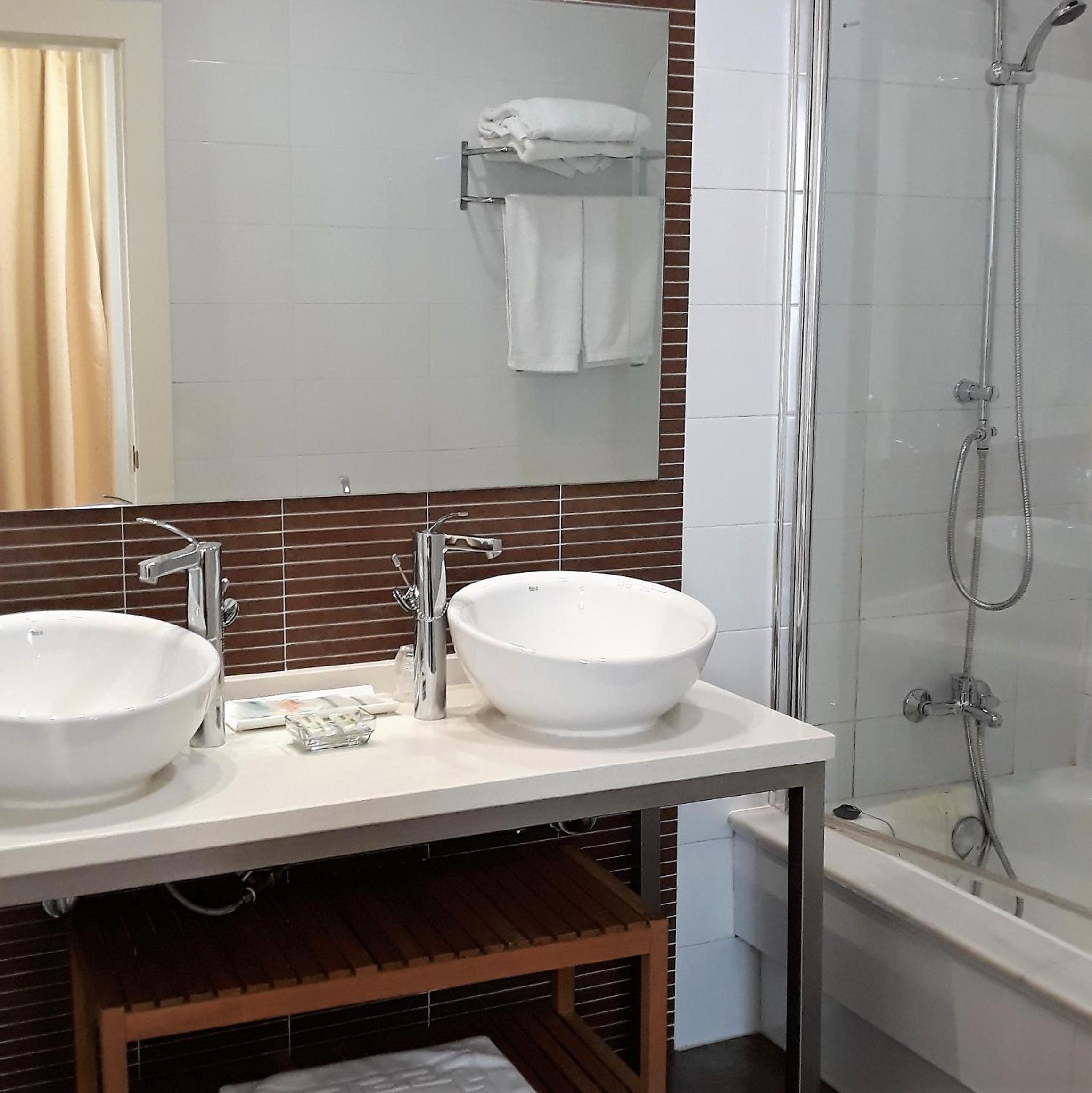 Superior Double Room (2 Adults + 2 Children) photo 3