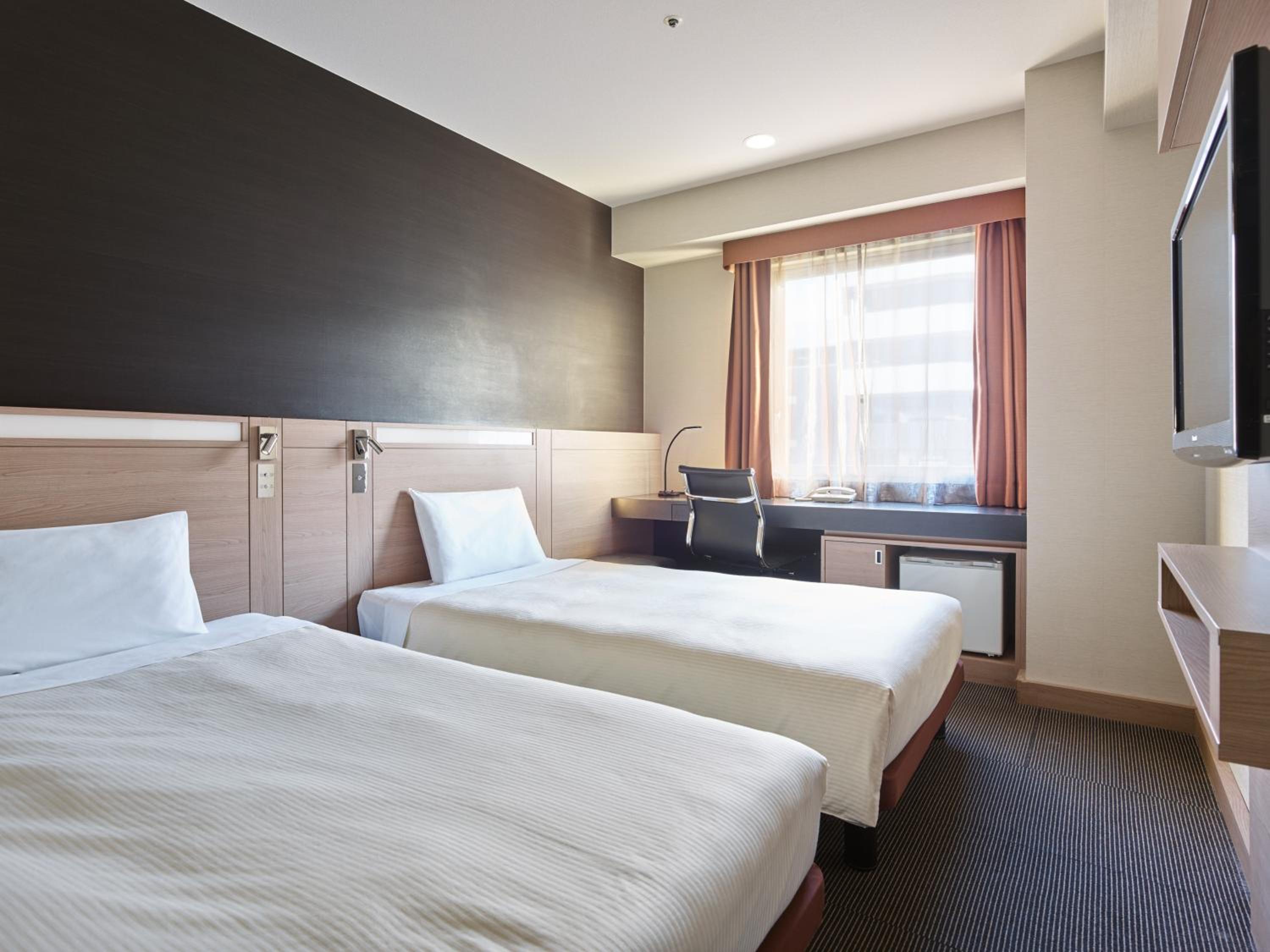 Standard Twin Room - Smoking photo 1
