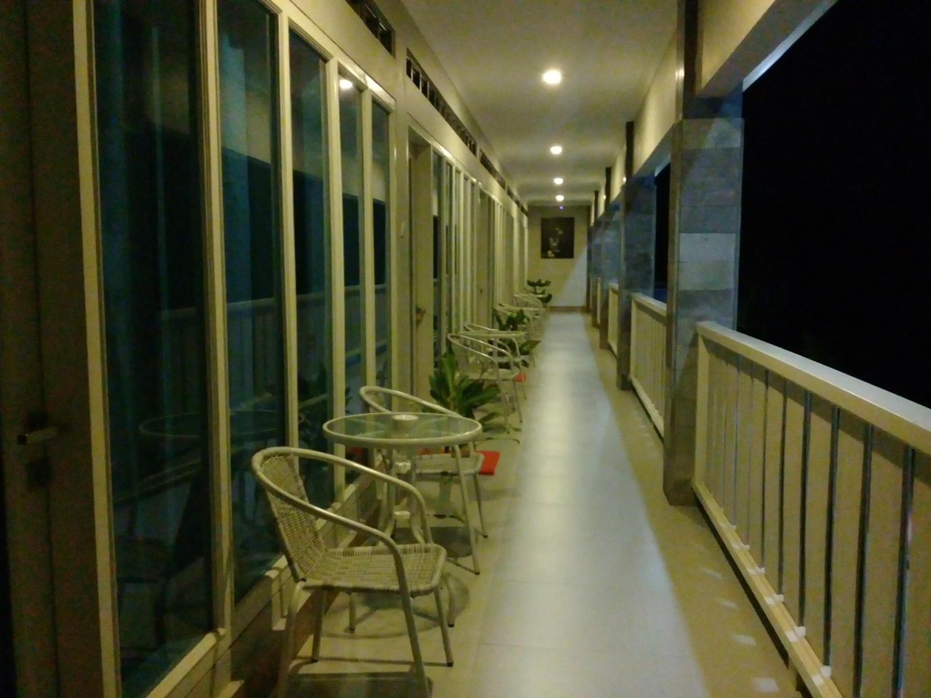 Deluxe Twin Room - Photo 2